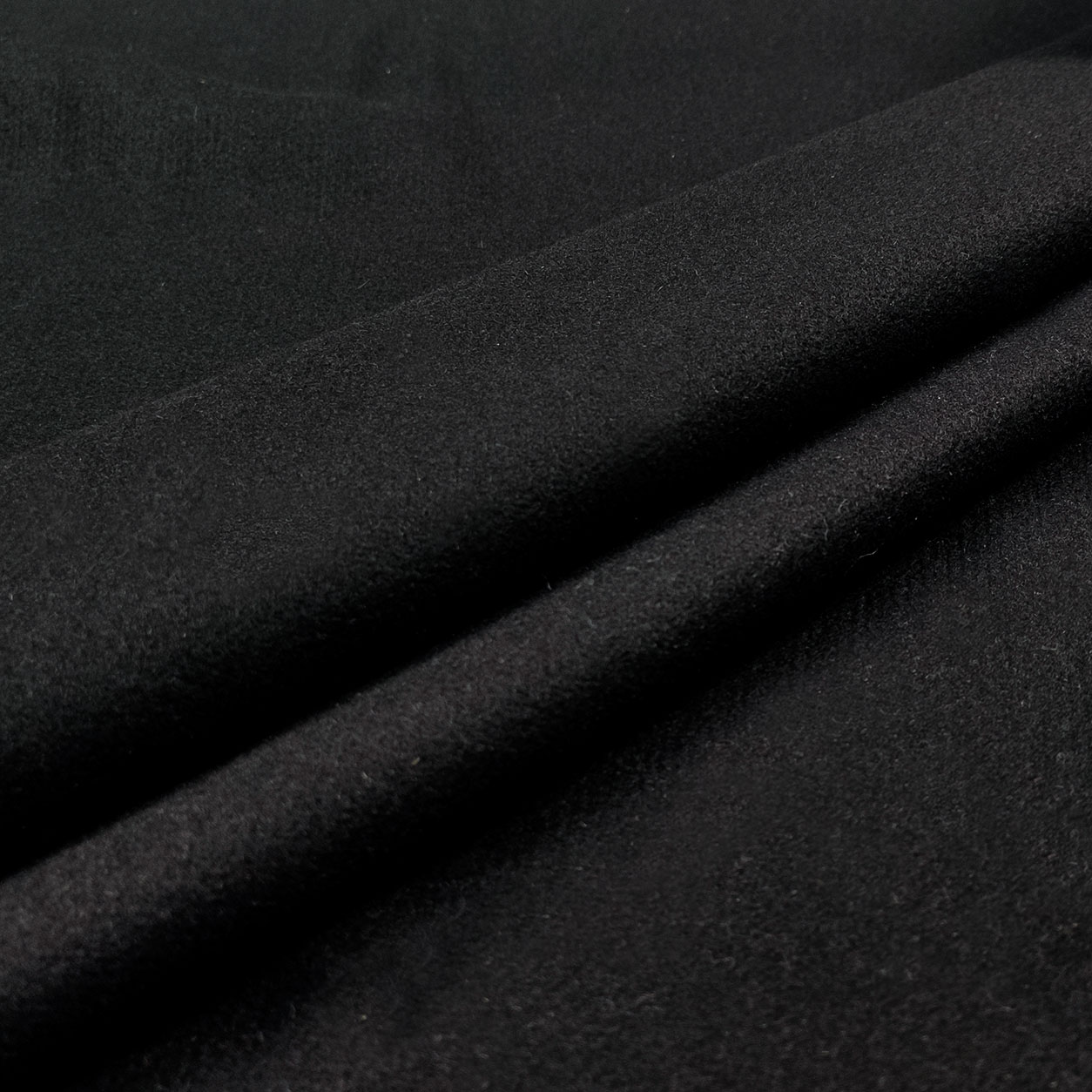 tessuti-per-giacche-tinta-unita-nero
