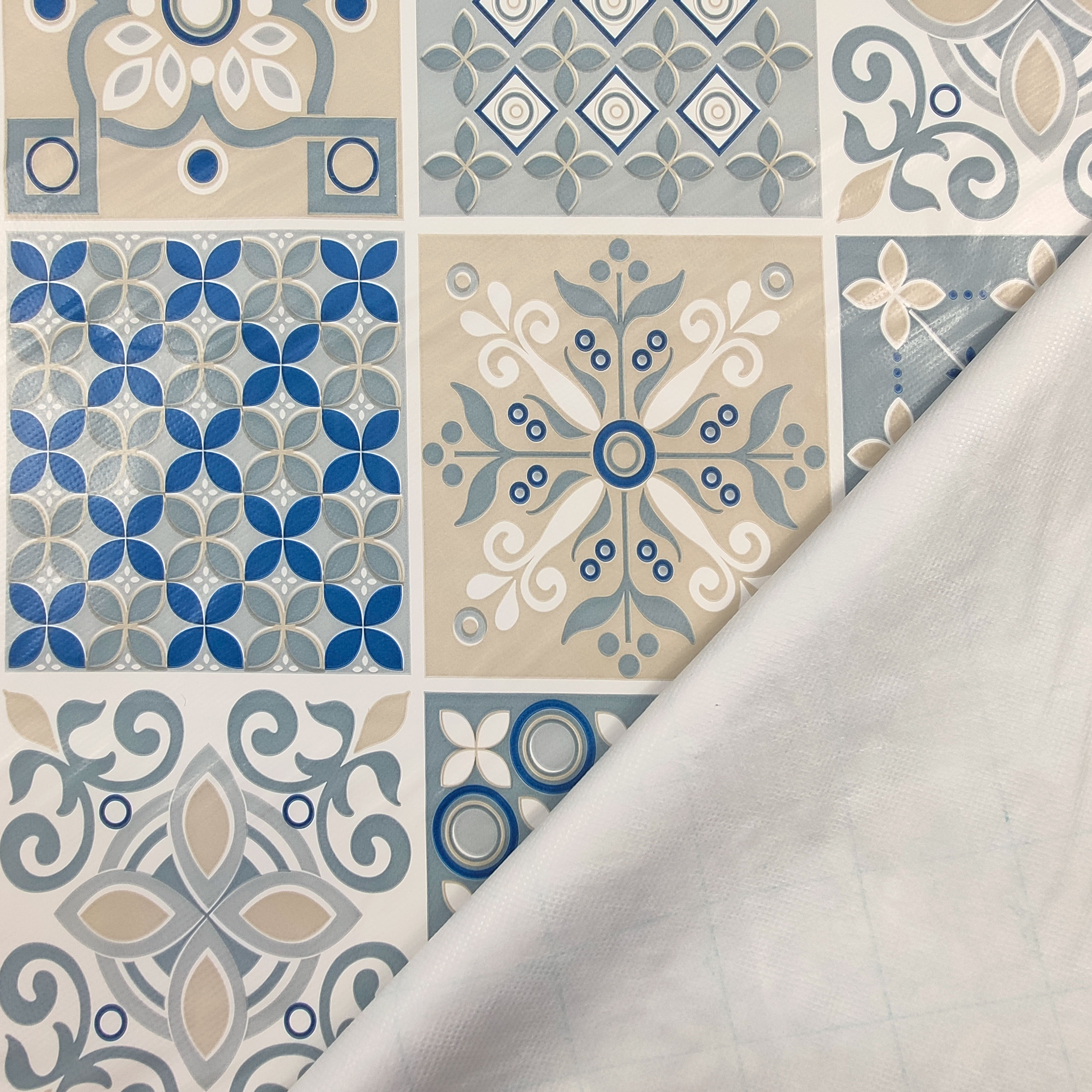 Tessuto Tovaglia Plastificata Mattonelle Floreali Blu e Beige Image