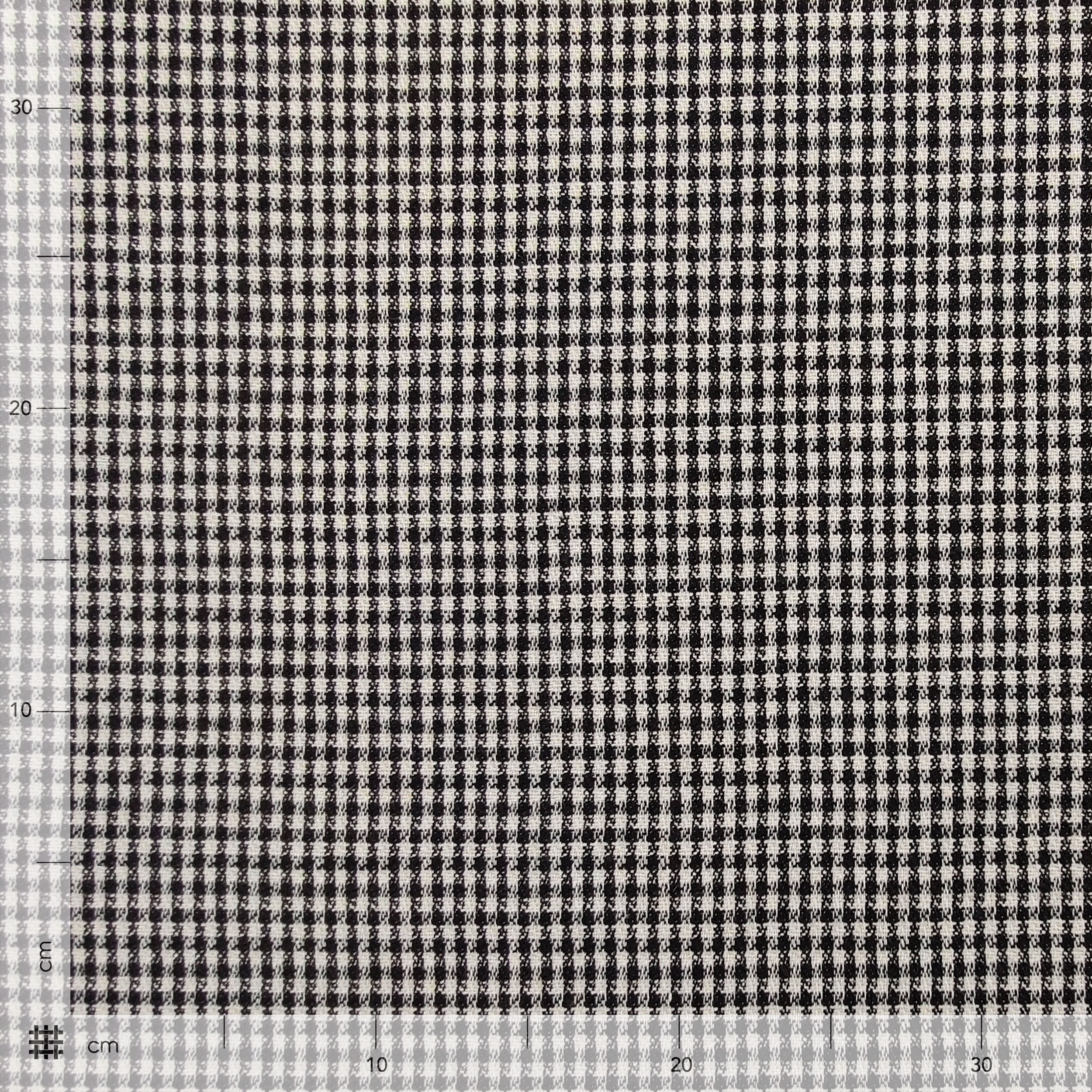 Tessuto Intrecciato a Quadretti Bianco e Nero