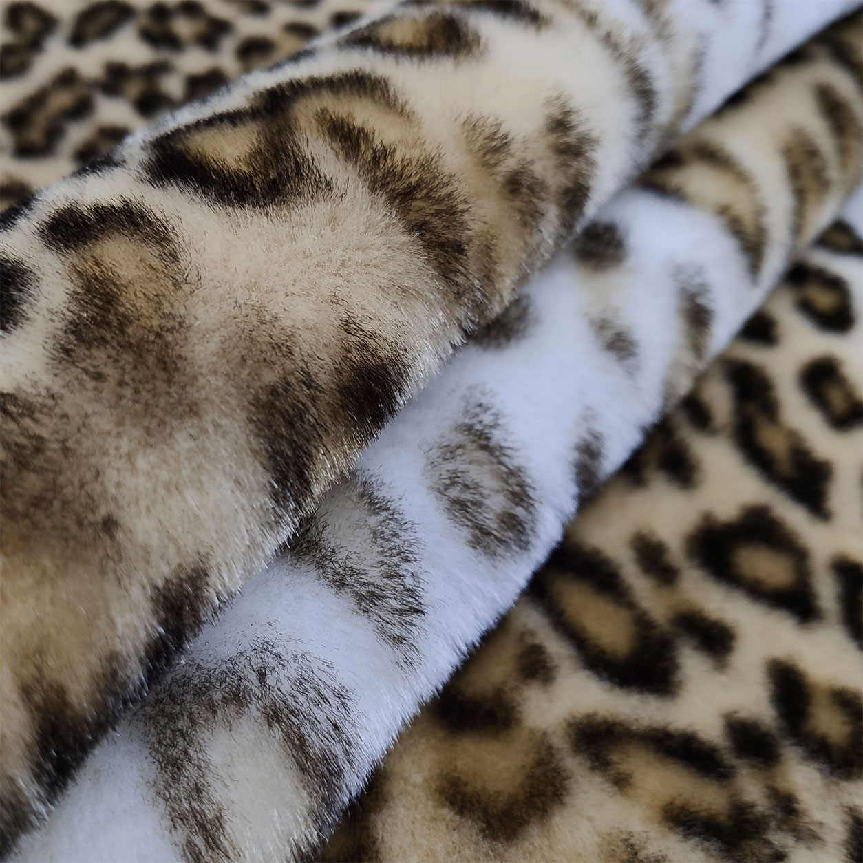 Tessuto pelliccia leopardo morbbida