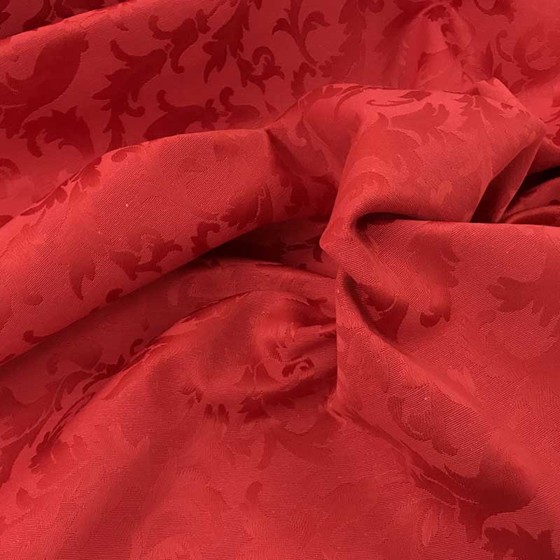 Divani classici in tessuto damascato rosso
