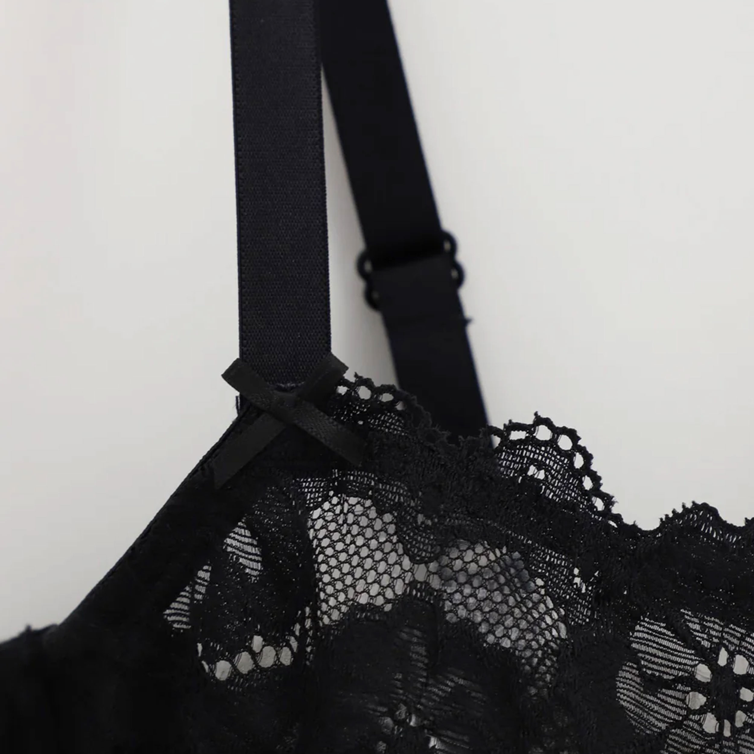 Reggiseno Balconcino Lepel con Ferretto Pizzo Nero Image