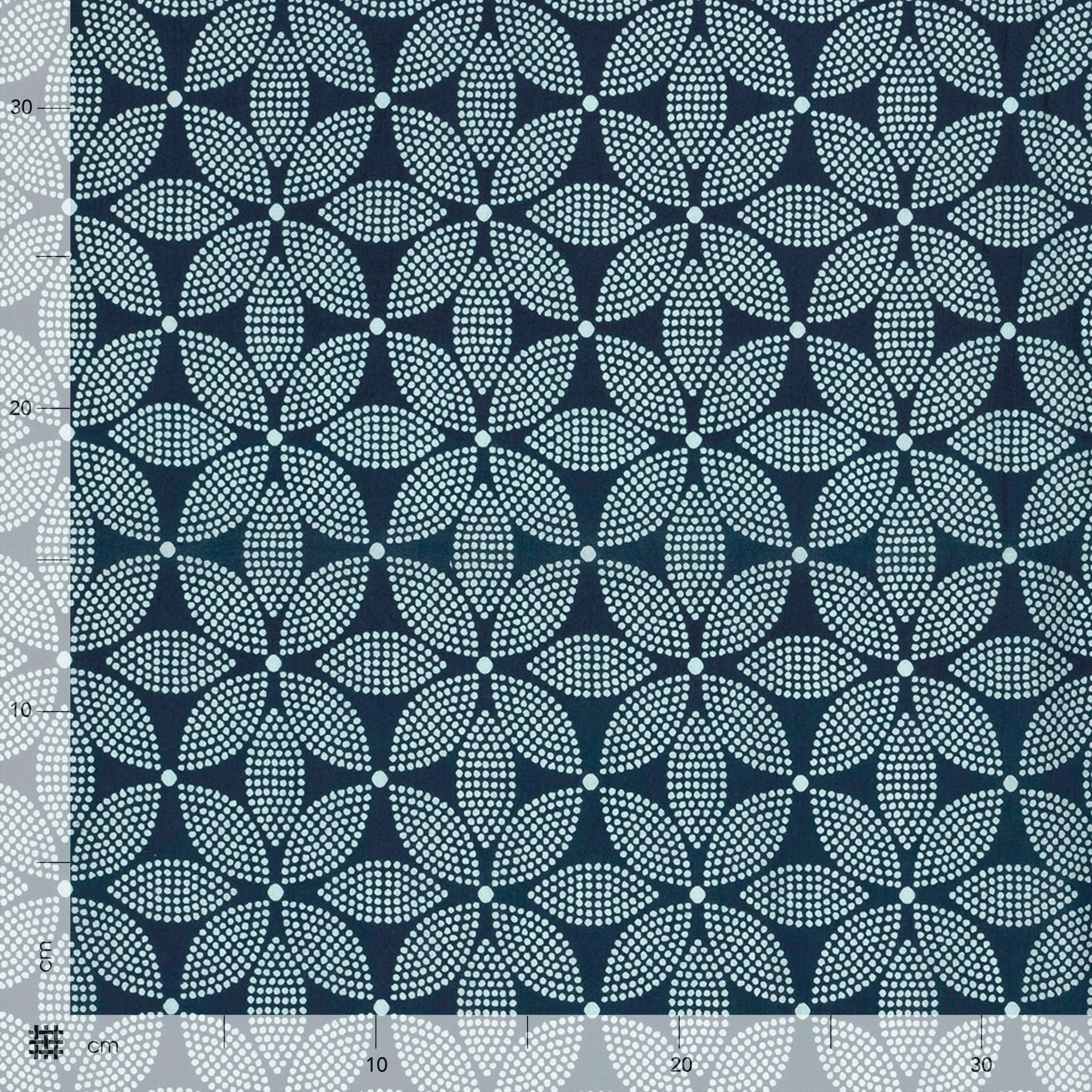 Ritaglio Cotone Fantasia Fiori Batik Blu 110x145 cm Image