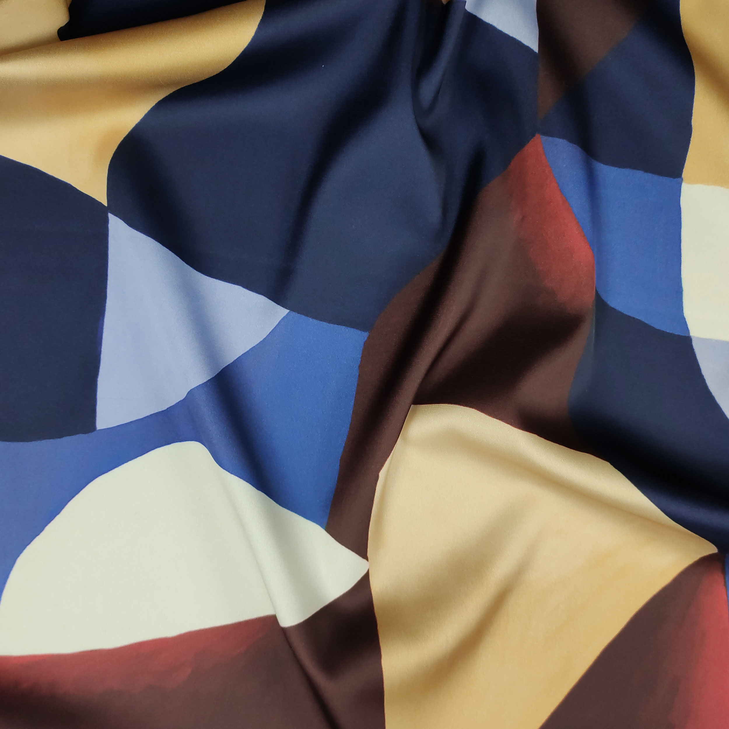Rasetto Alta Moda Geometria Colorata