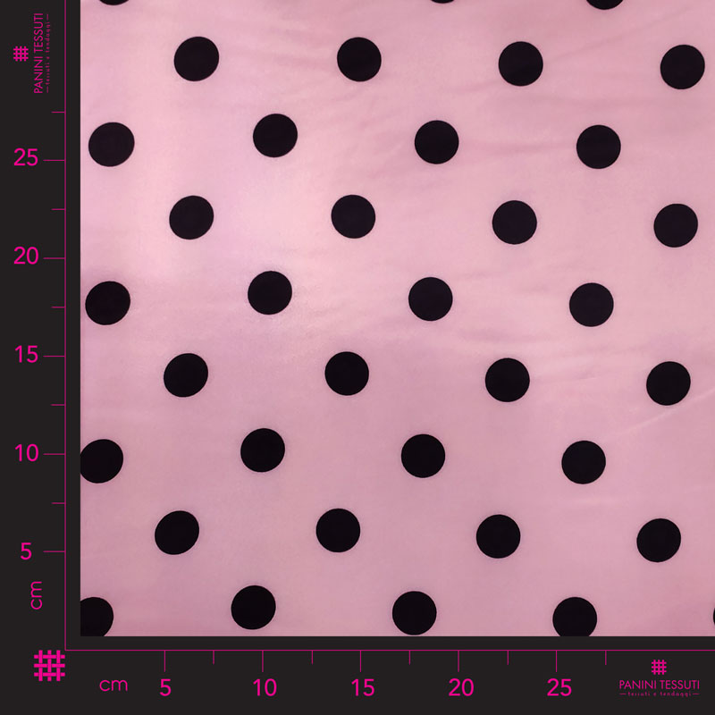 Tessuto di carnevale pois neri sfondo rosa.jpg