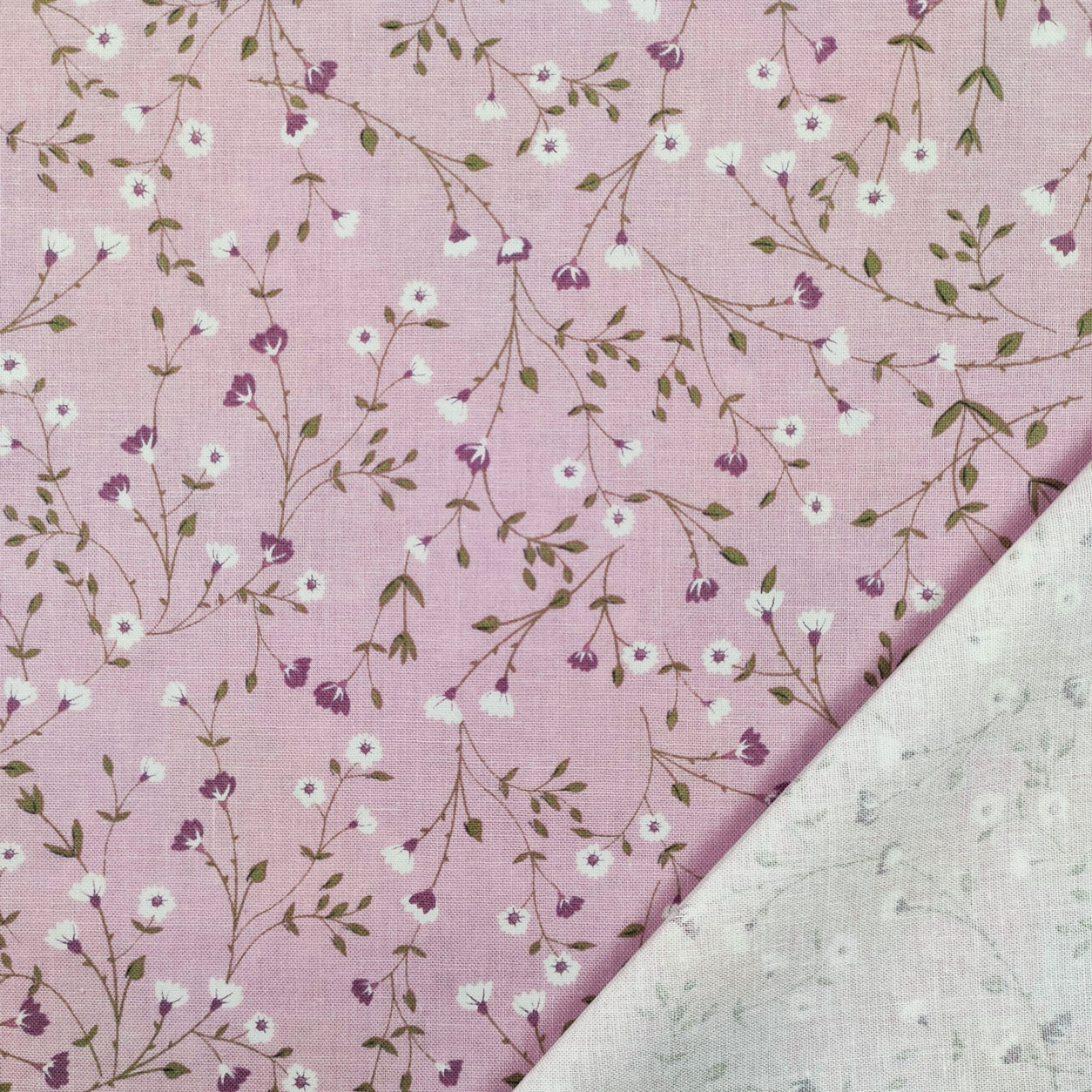 gutermann-cotone-fiorellini-sfondo-lilla