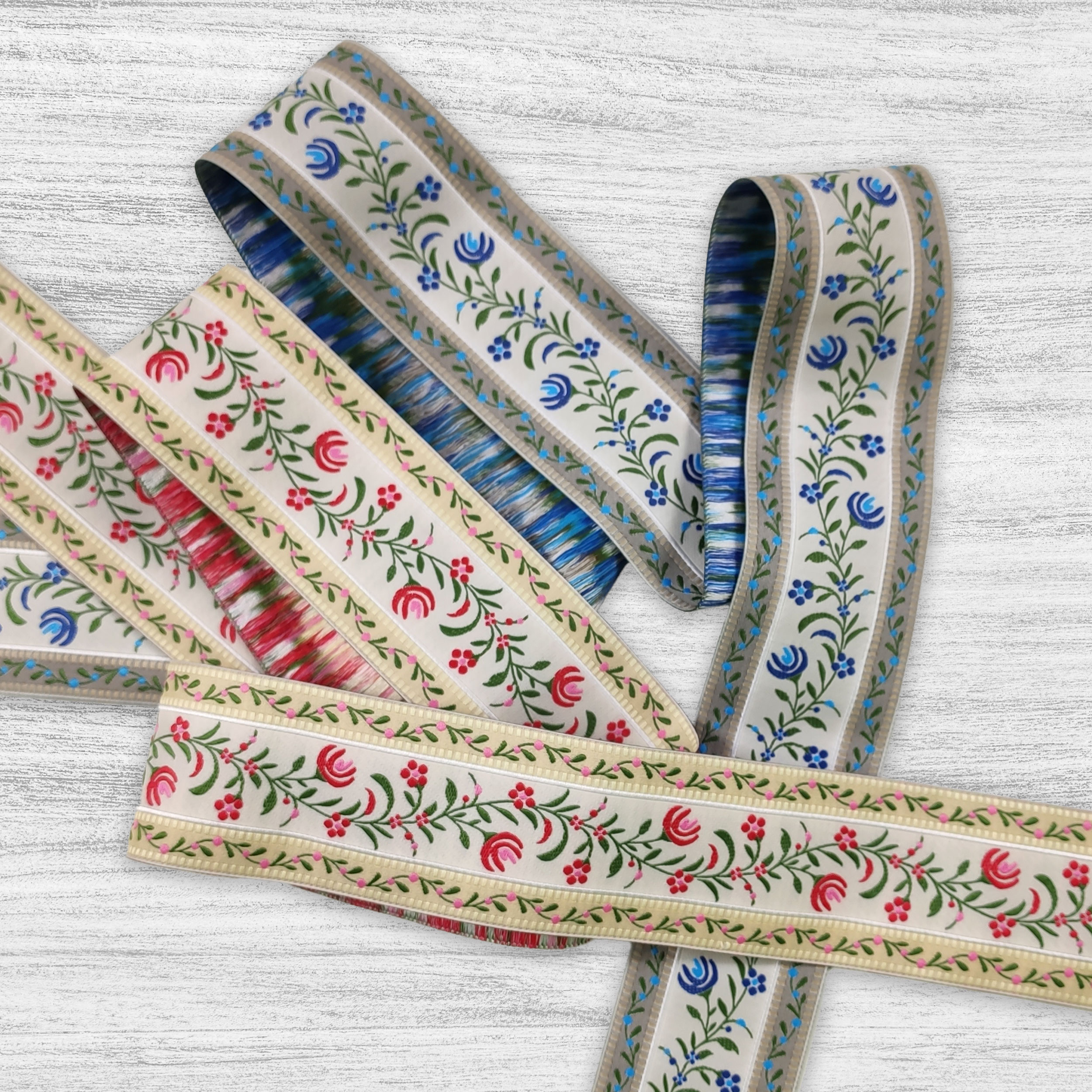 Passamaneria Prym Fantasia Fiori Ricamati Blu