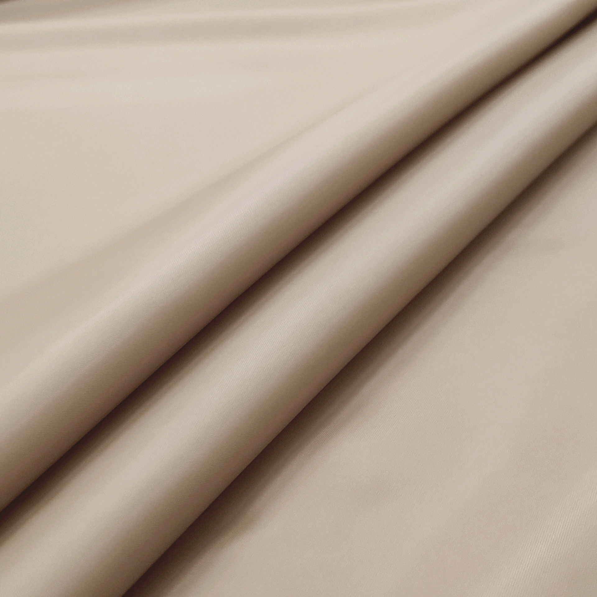 Ritaglio Fodera Piuma Beige Medio Scuro 130x140 cm Image
