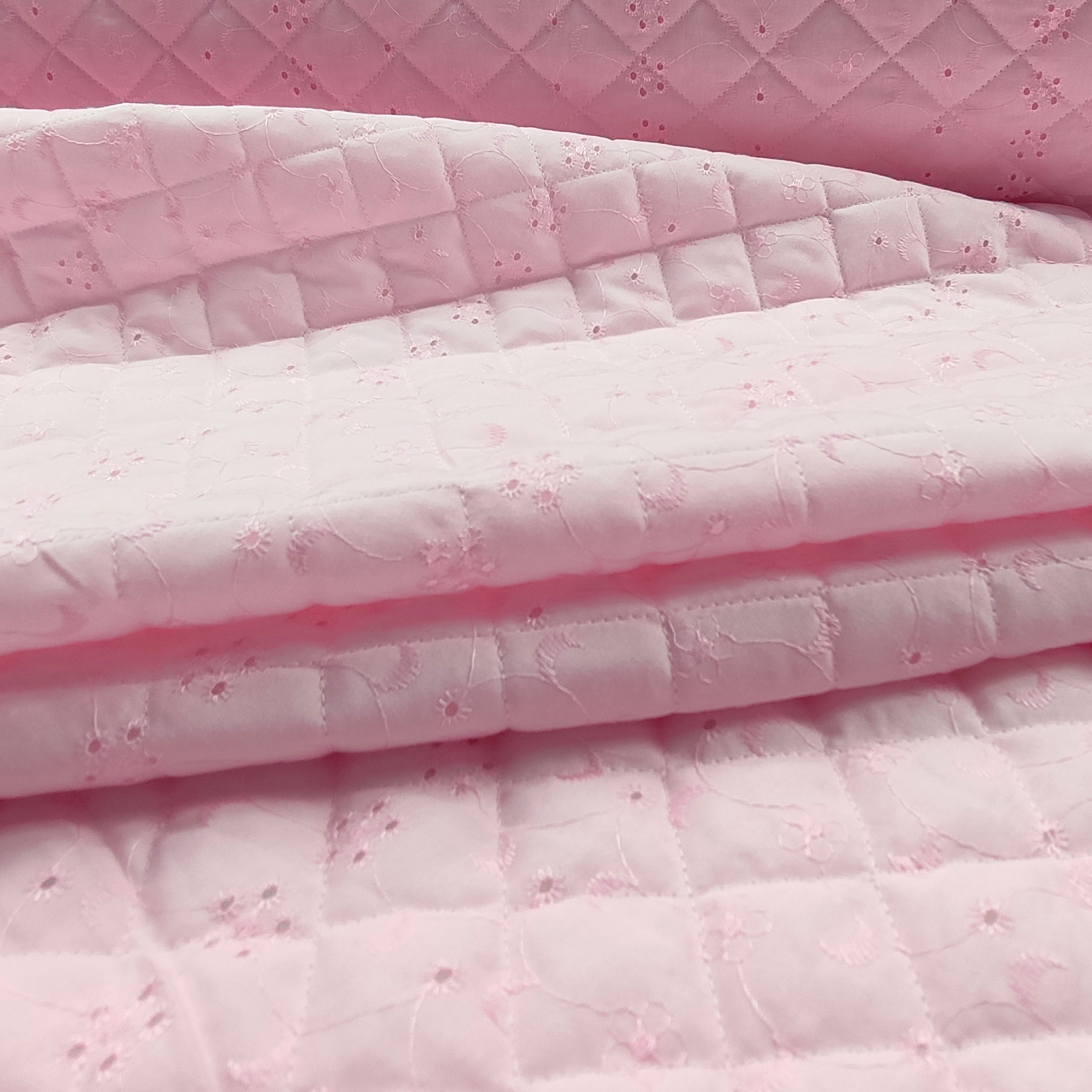 Tessuto Trapunta Sangallo Rosa