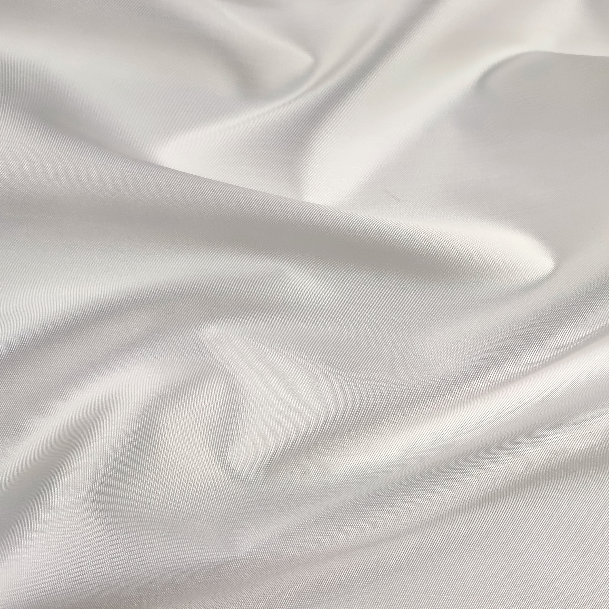 Tessuto Mikado Lux Bianco Image