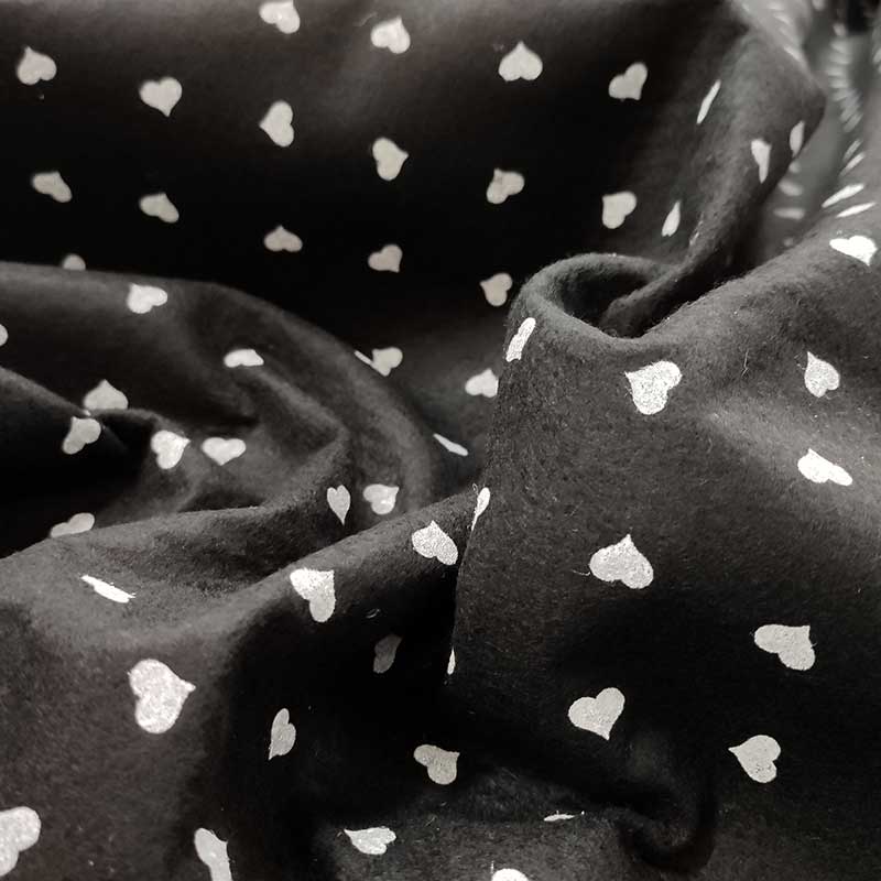 Pannolenci Nero Cuori Bianchi Image