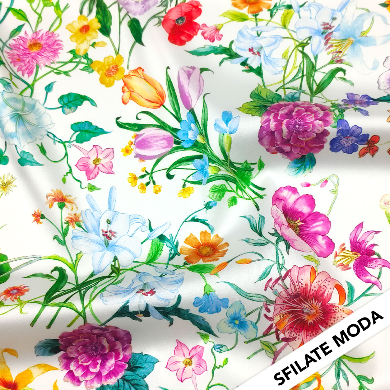 Rasetto Elasticizzato Setato Moda Fiori Sfondo Bianco
