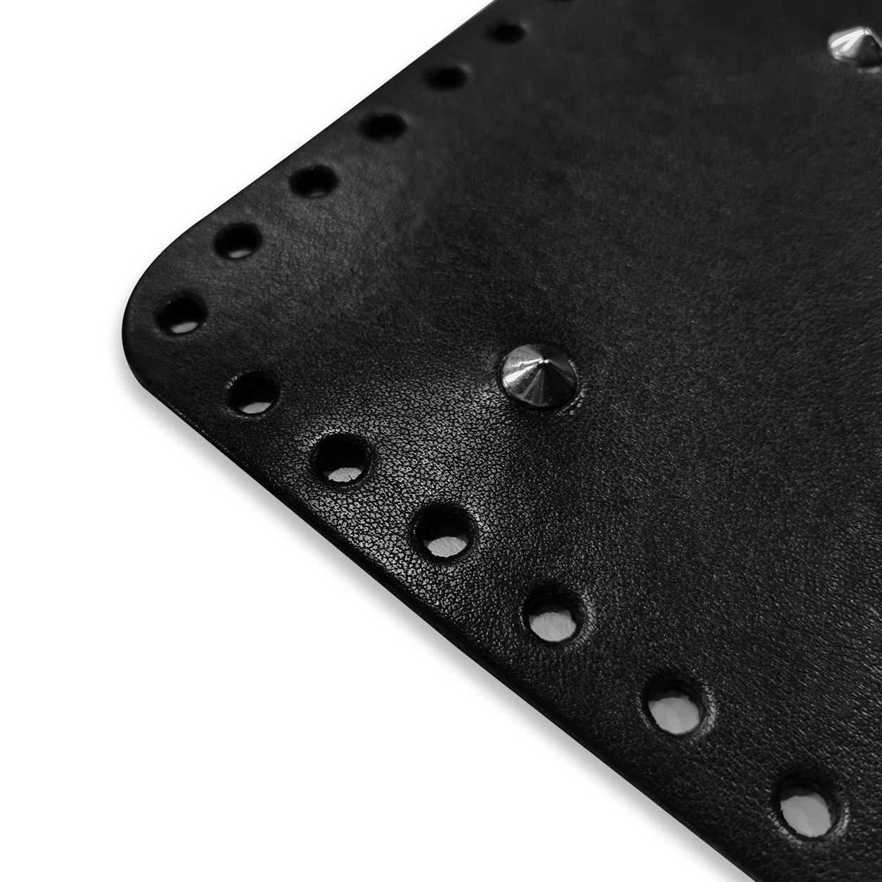 fondo-per-borsa-borchie-ecopelle-nero