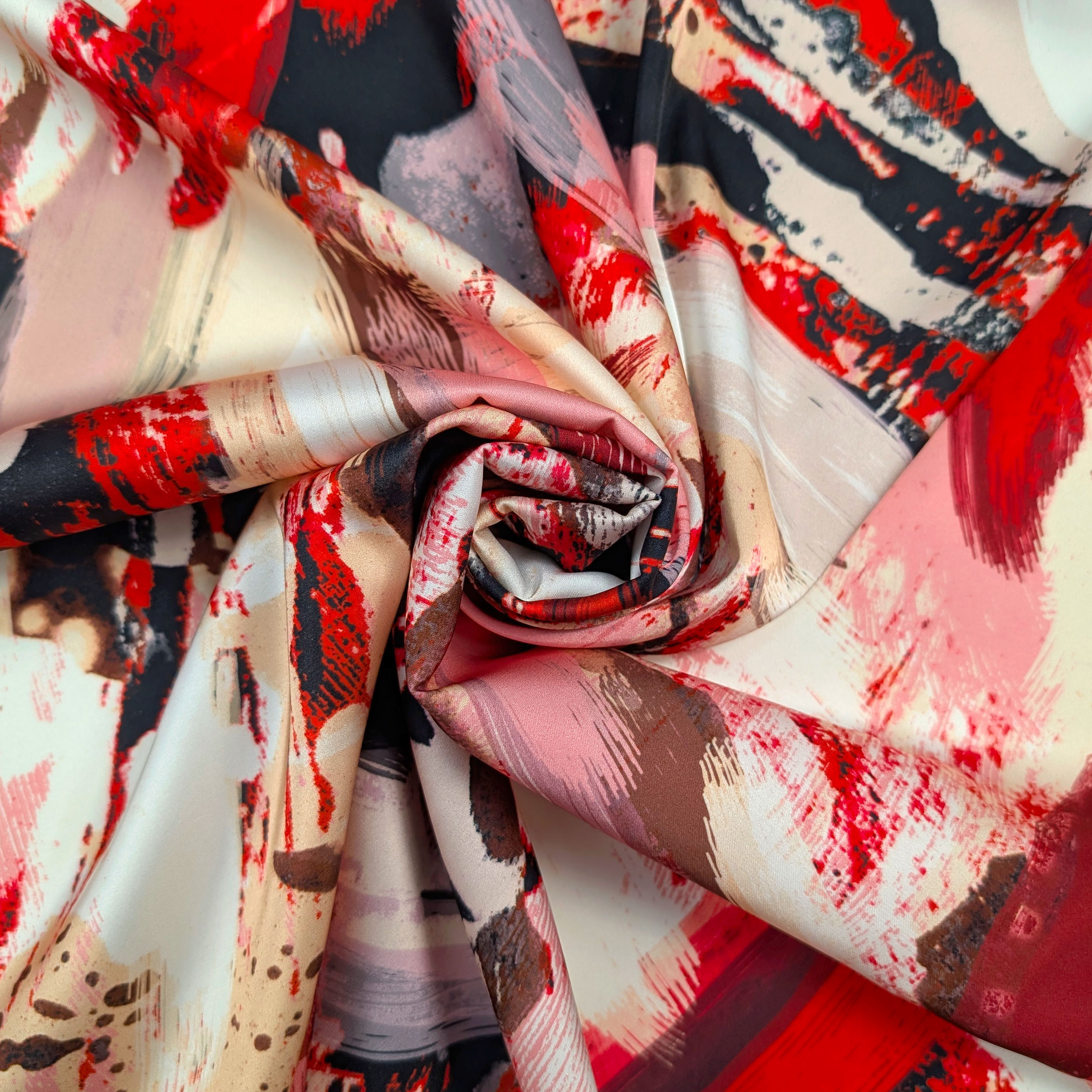 Raso Setato Alta Moda Pennellate Toni Rosso e Nero Image
