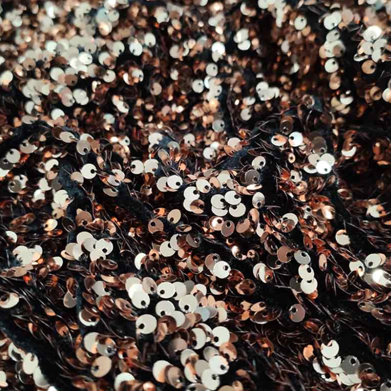 vellutina-con-paillettes-bronzo