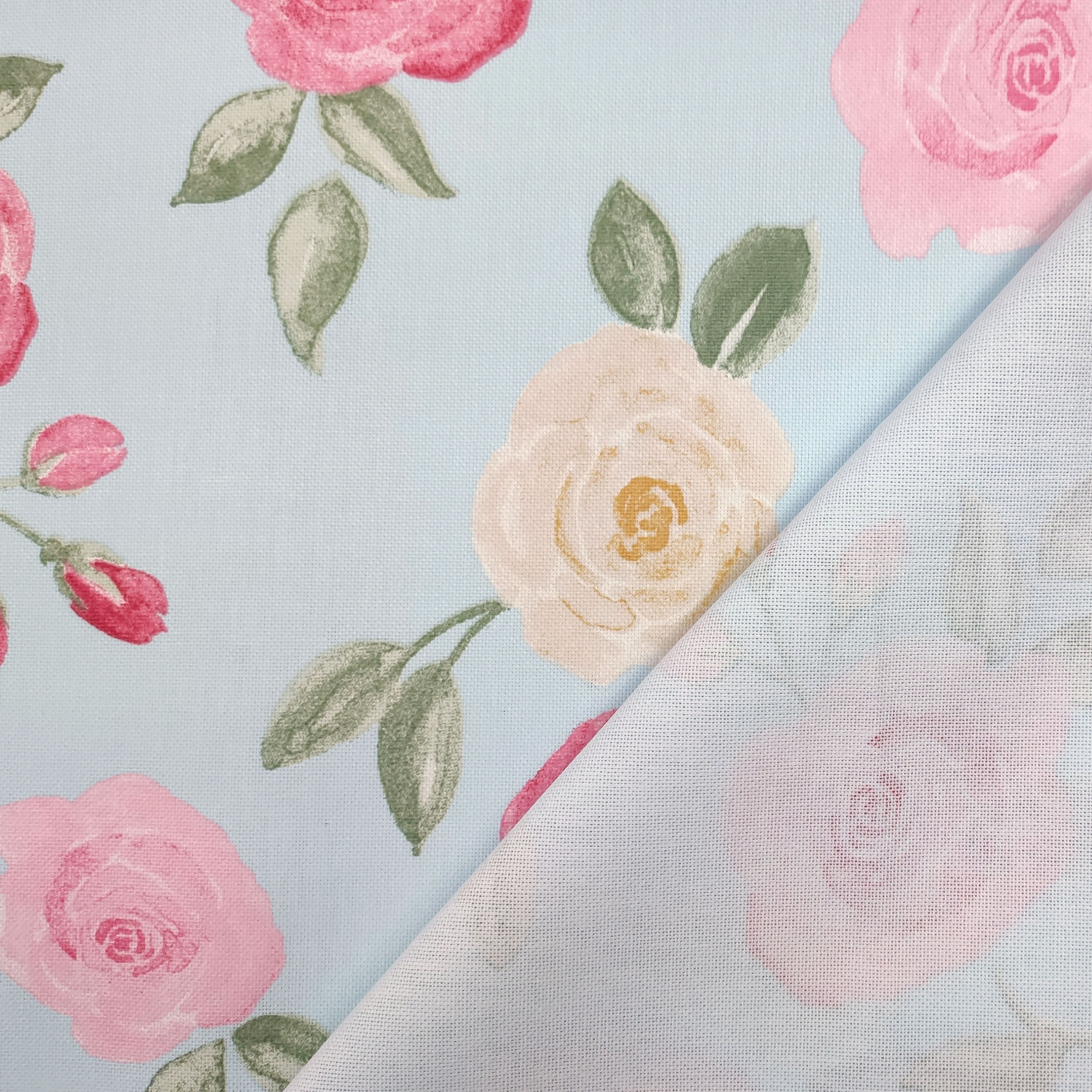 Tessuto Panama Rose Sfondo Celeste