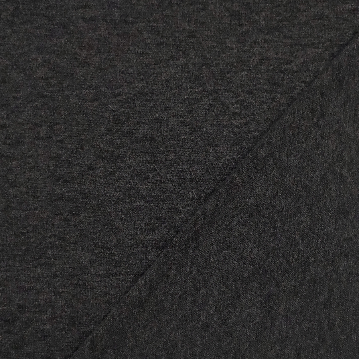 tessuti-lana-maglia-grigio-scuro-melange