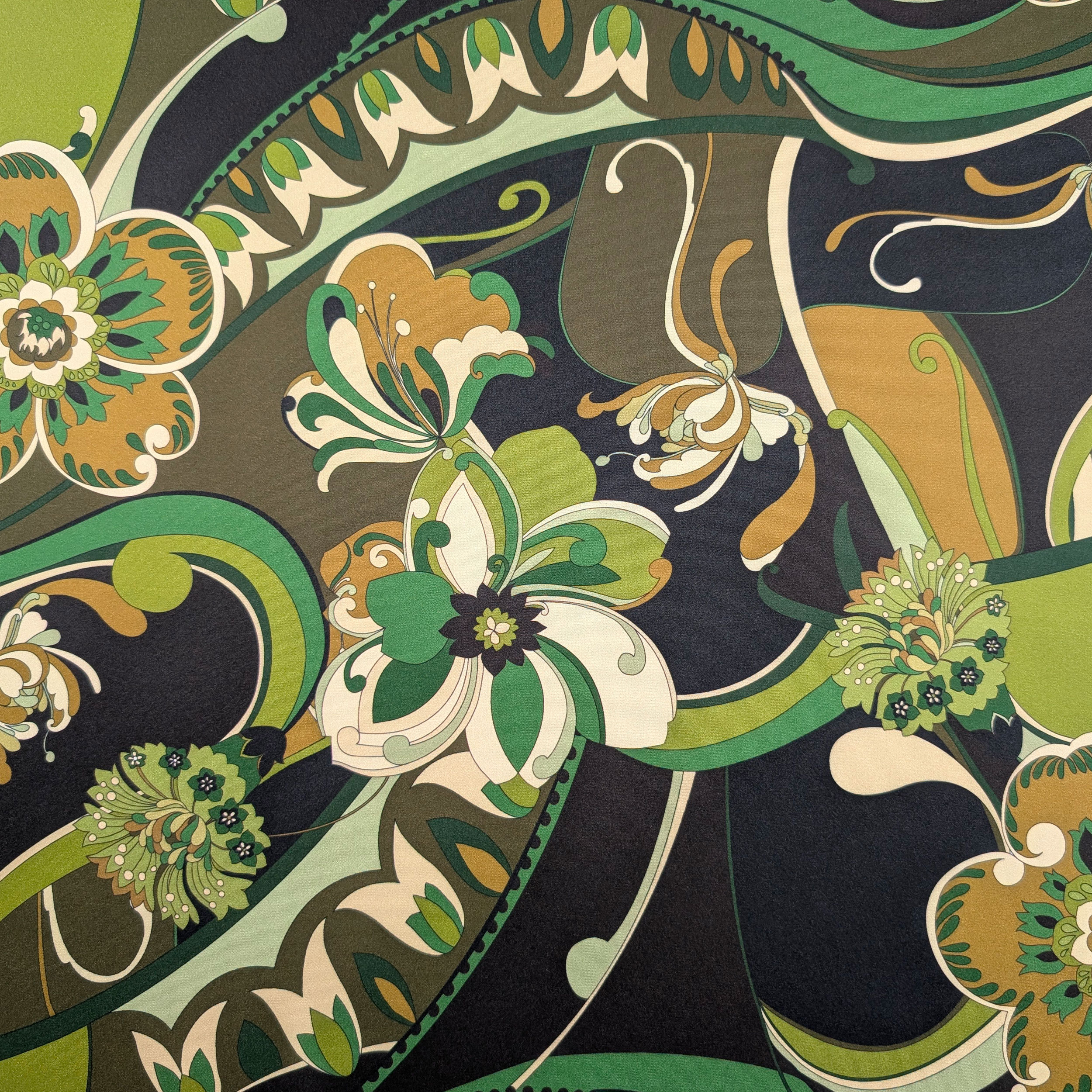 Raso Setato Alta Moda Fiori Astratti Verdi Image