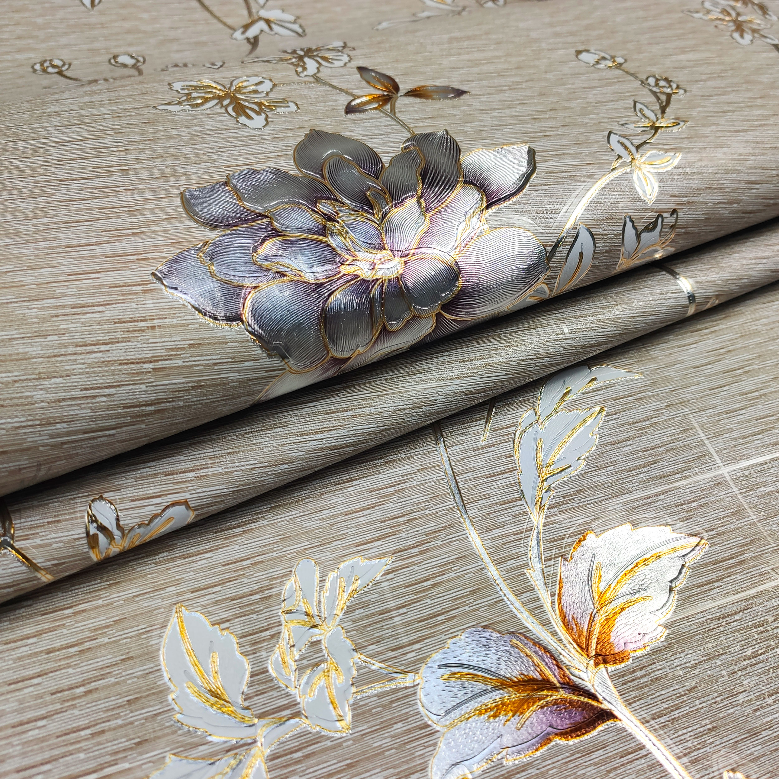 Tessuto Tovaglia Metallizzata Fiori Sfondo Beige Image