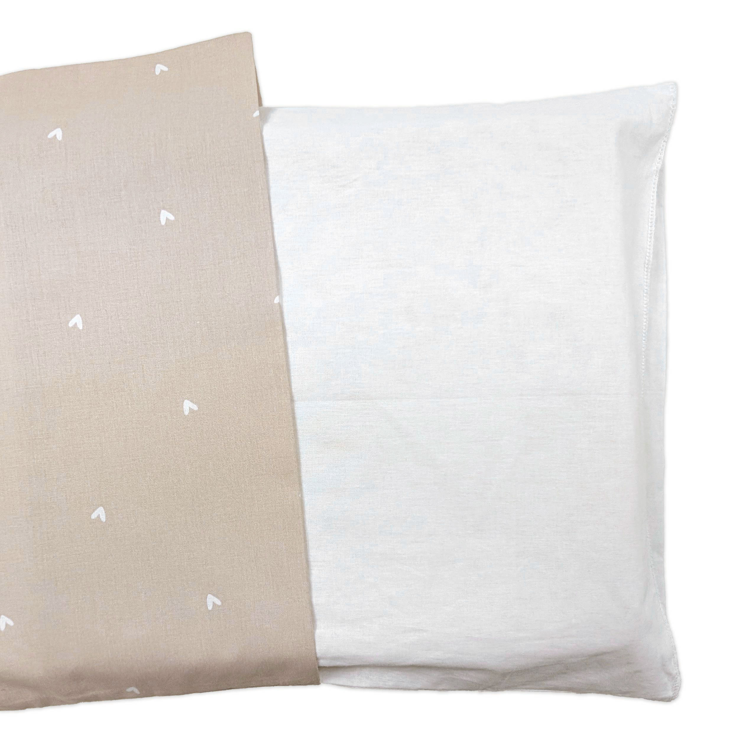 Federa Cuoricini Bianchi con Sfondo Beige Image