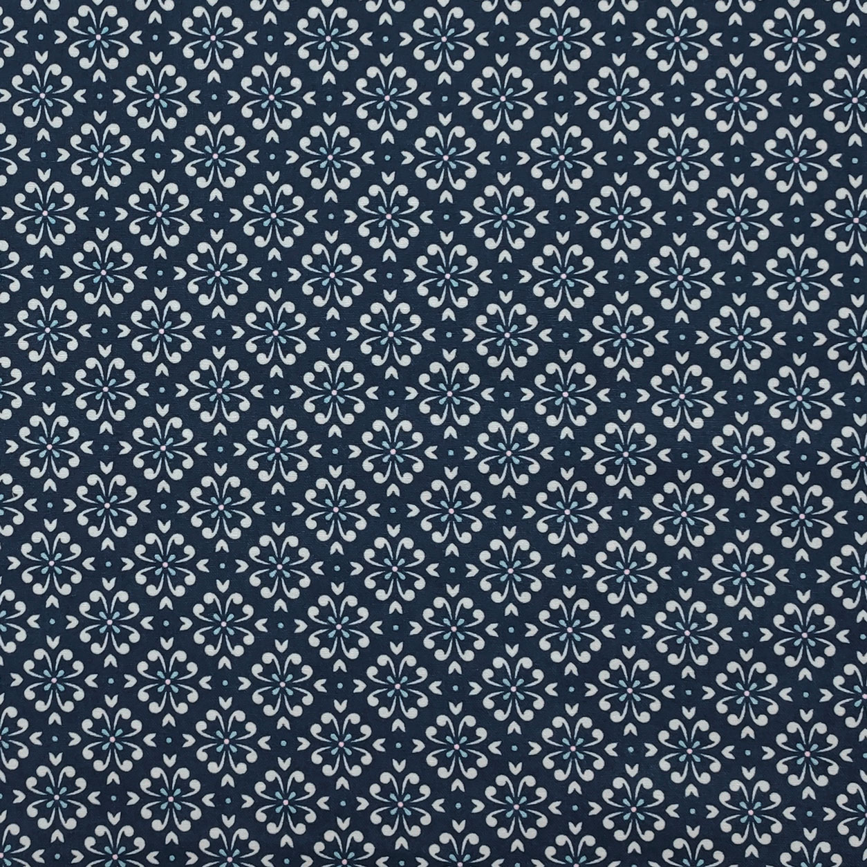 Tessuto Gutermann Fantasia Araba Floreale Blu Scuro