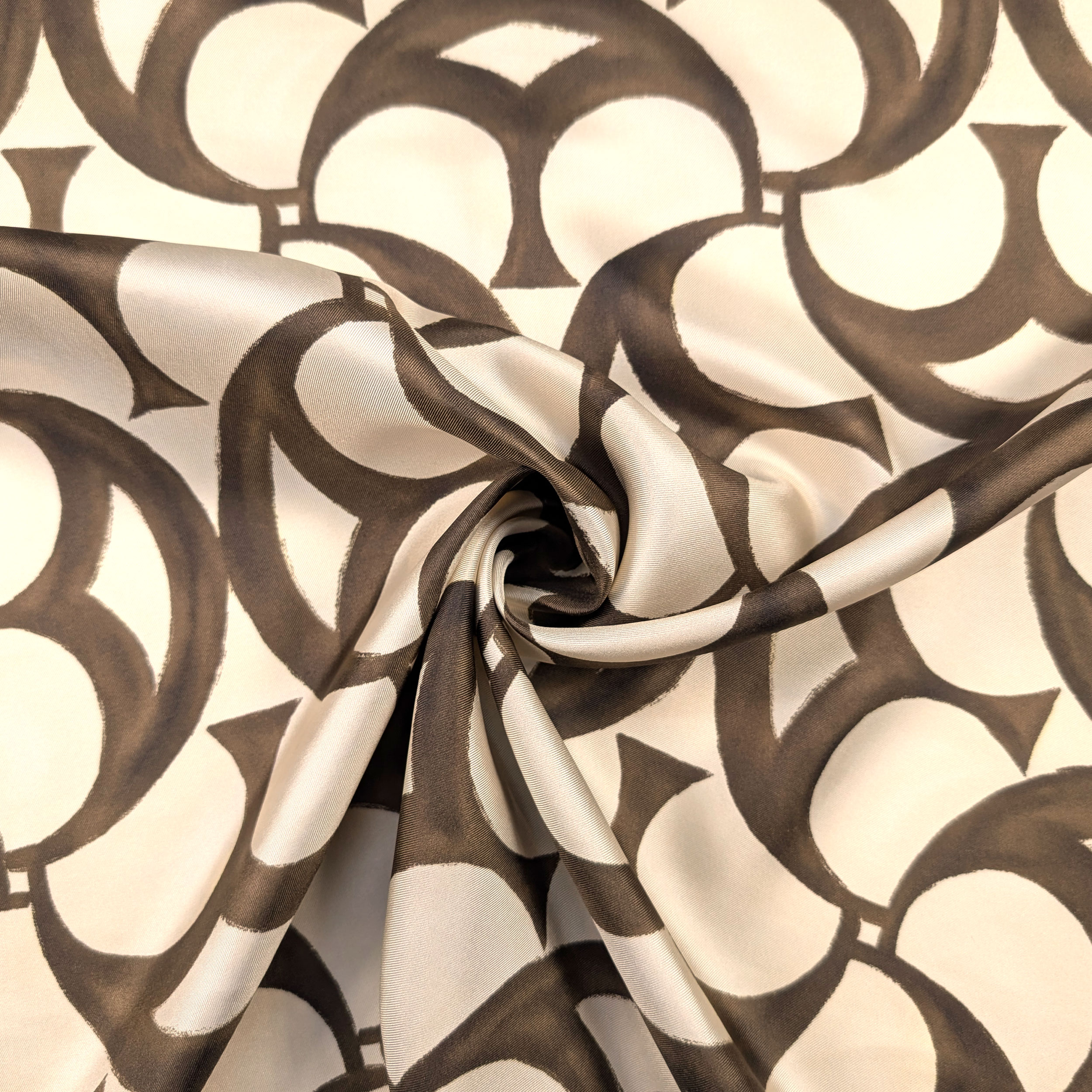 Twill Seta Geometrie Marroni Alta Moda Image