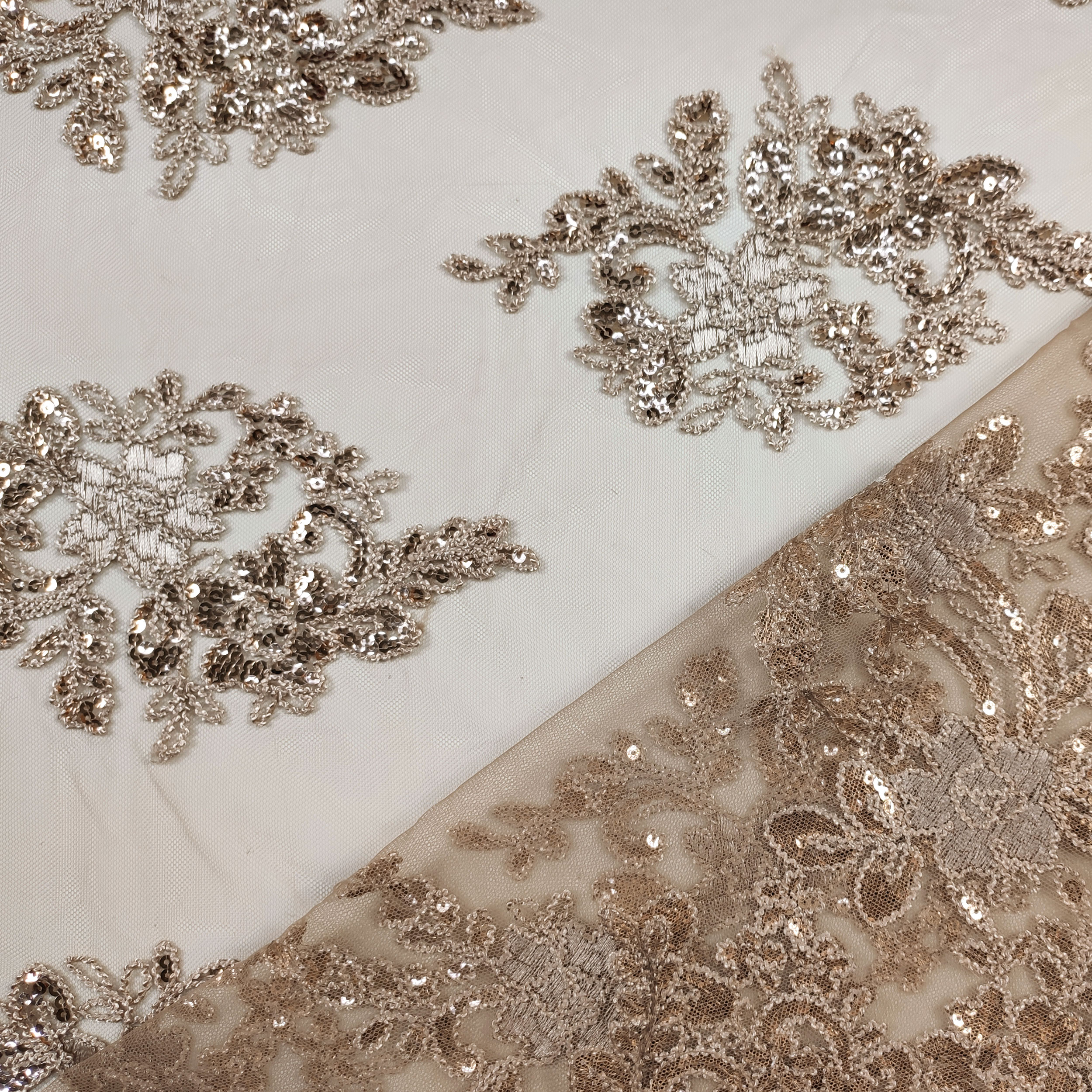 Tessuto Tulle Ricamo Paillettes Doppio Smerlo Beige
