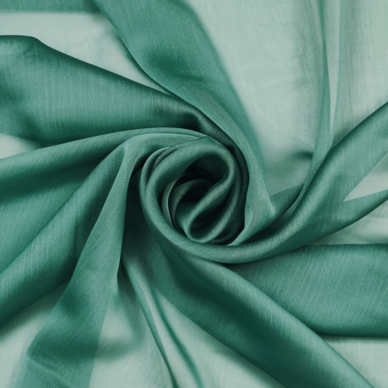 tessuto-voile-cangiante-verde