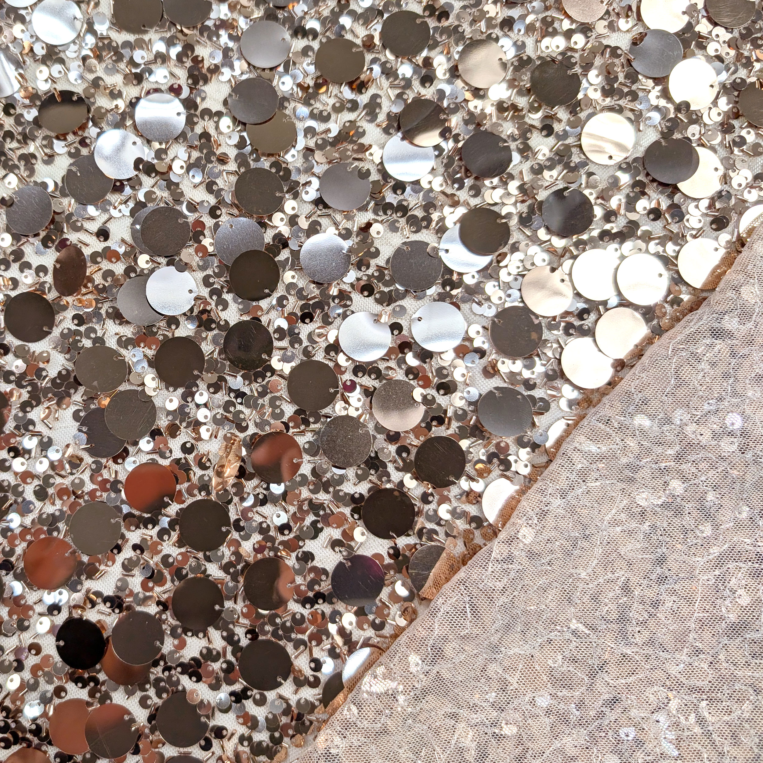 Tessuto Paillettes Grandi Cipria Image