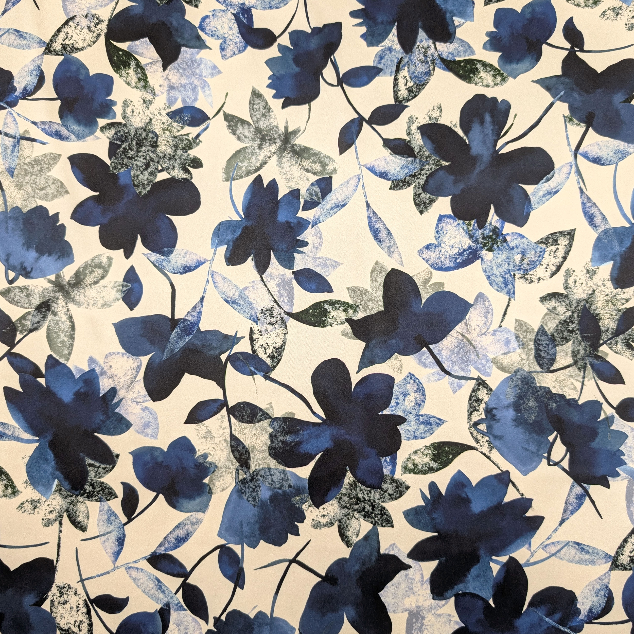Raso Setato Alta Moda Fiori Blu Image