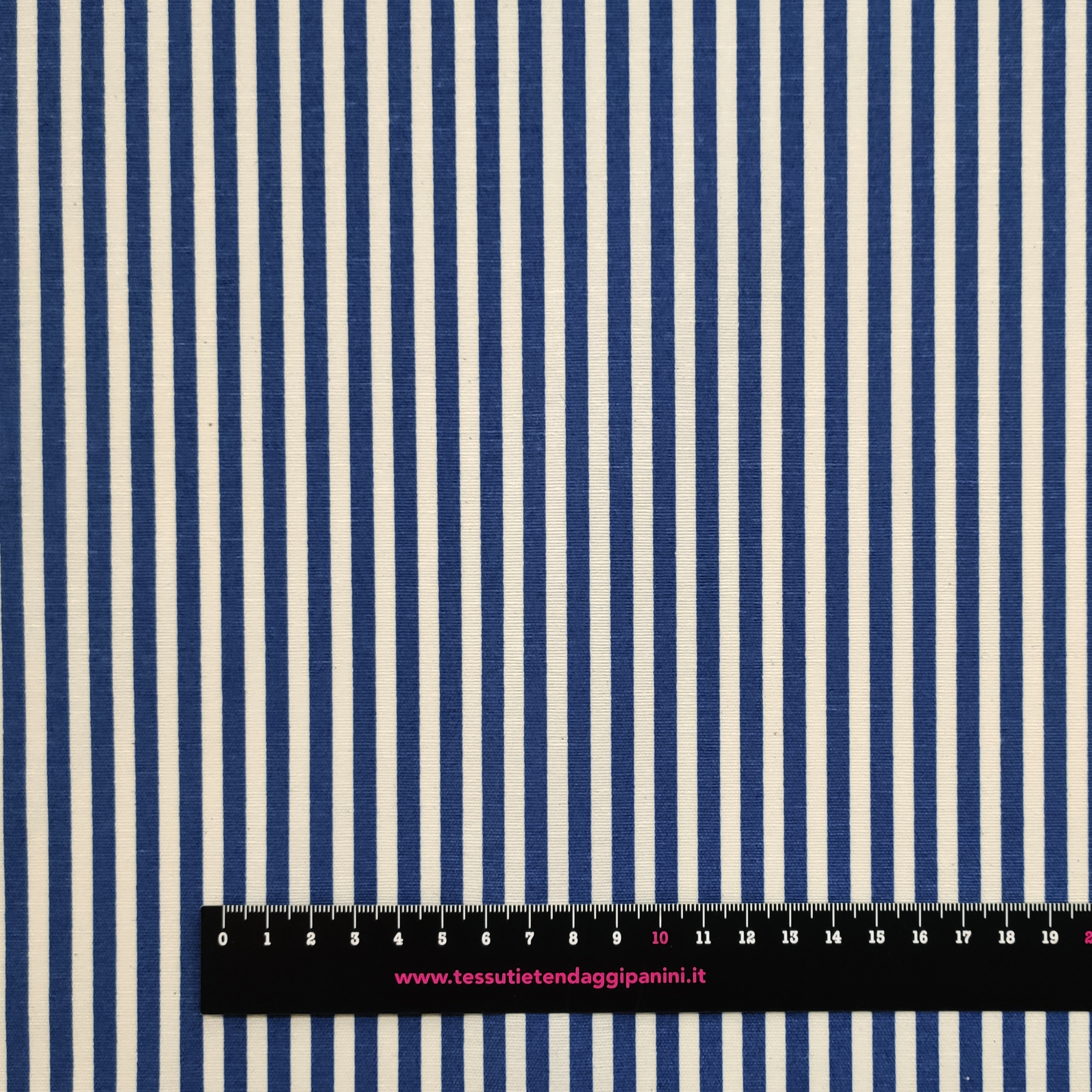 Tessuto Misto Cotone Rigato Blu fantasia