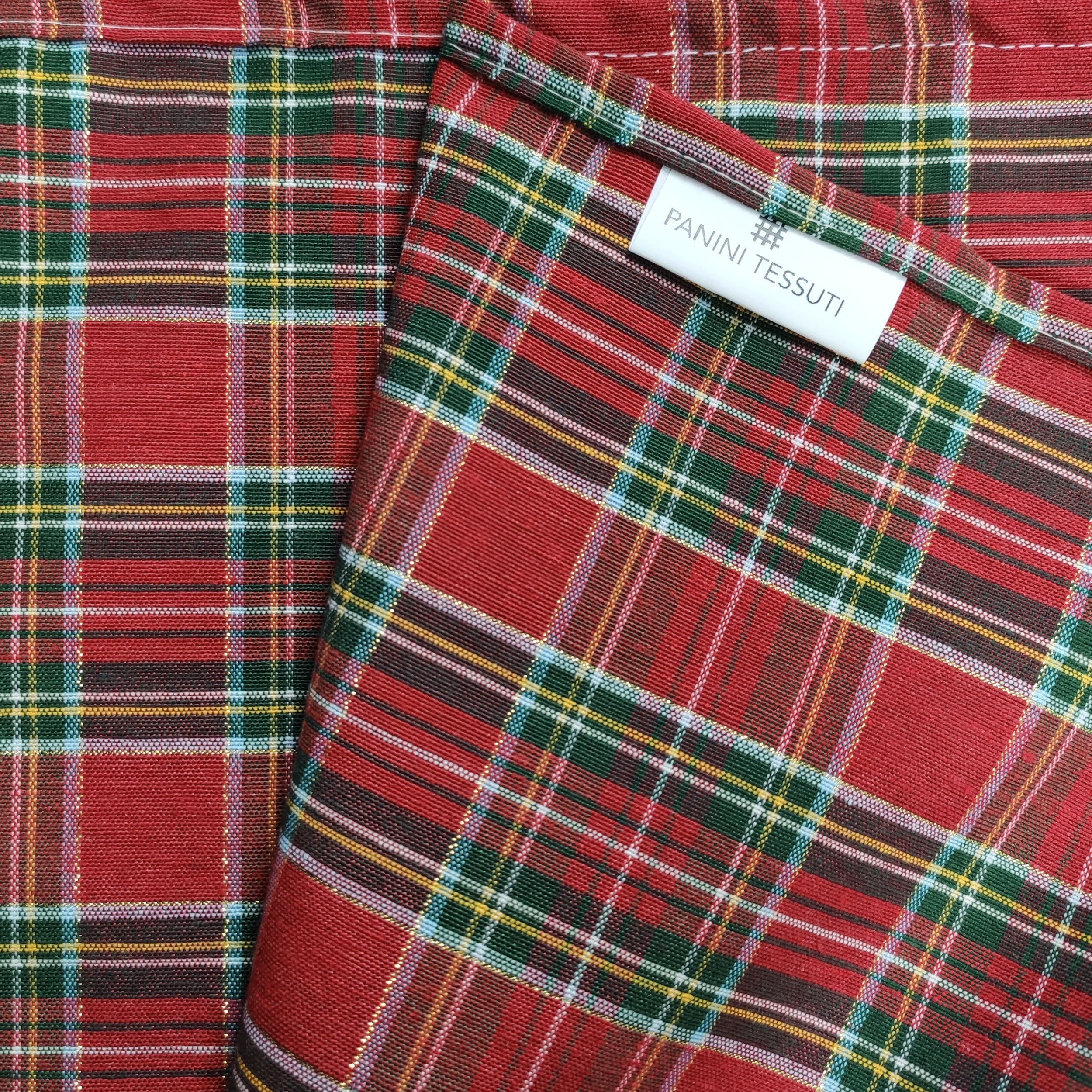 tovaglia confezionata panini tessuti lurex tartan