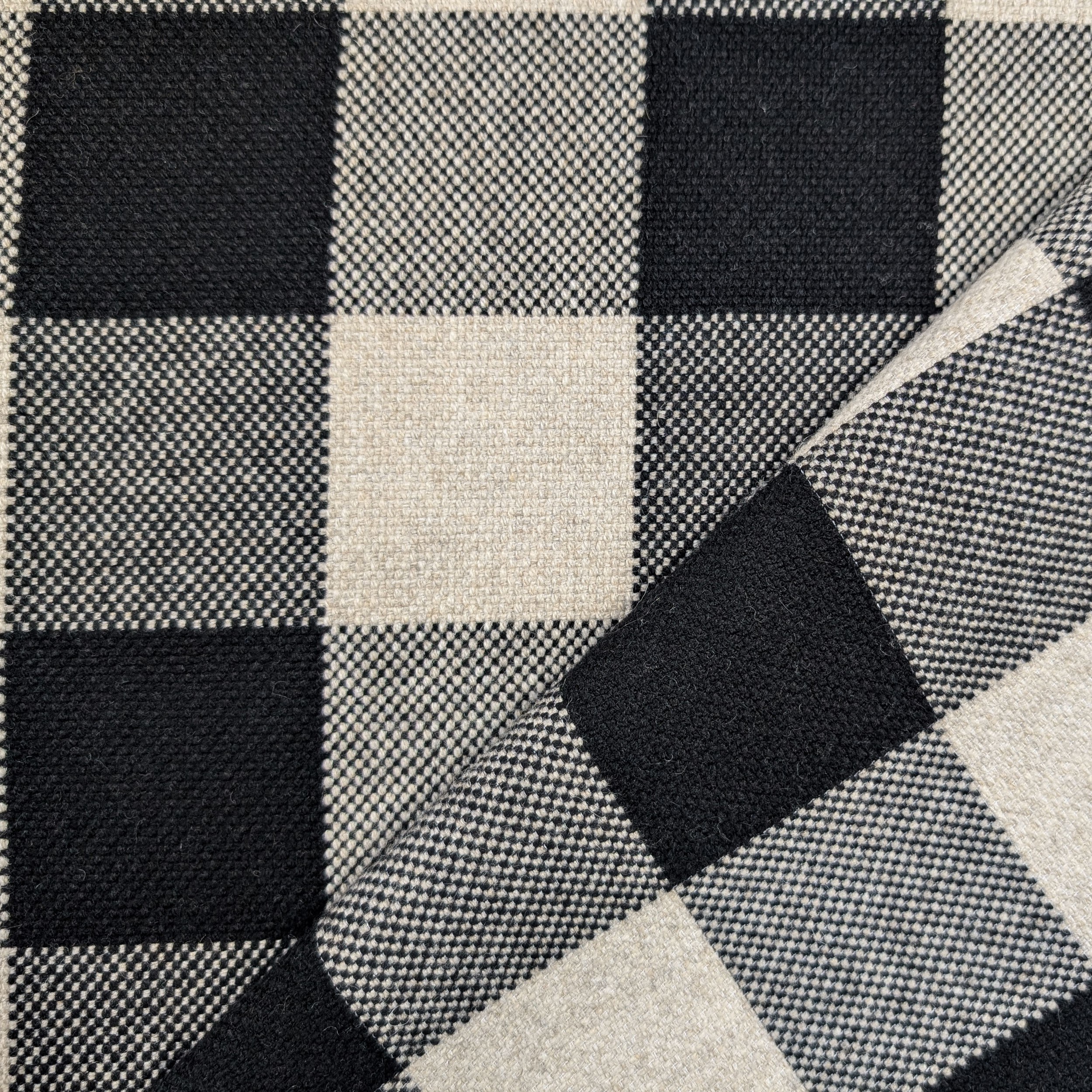 Lana Cachemire Quadri Beige e Nero Image
