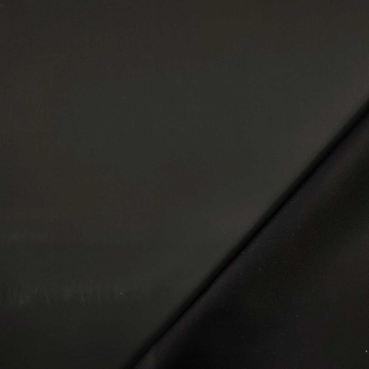 Impermeabile da Esterno Opaco Nero