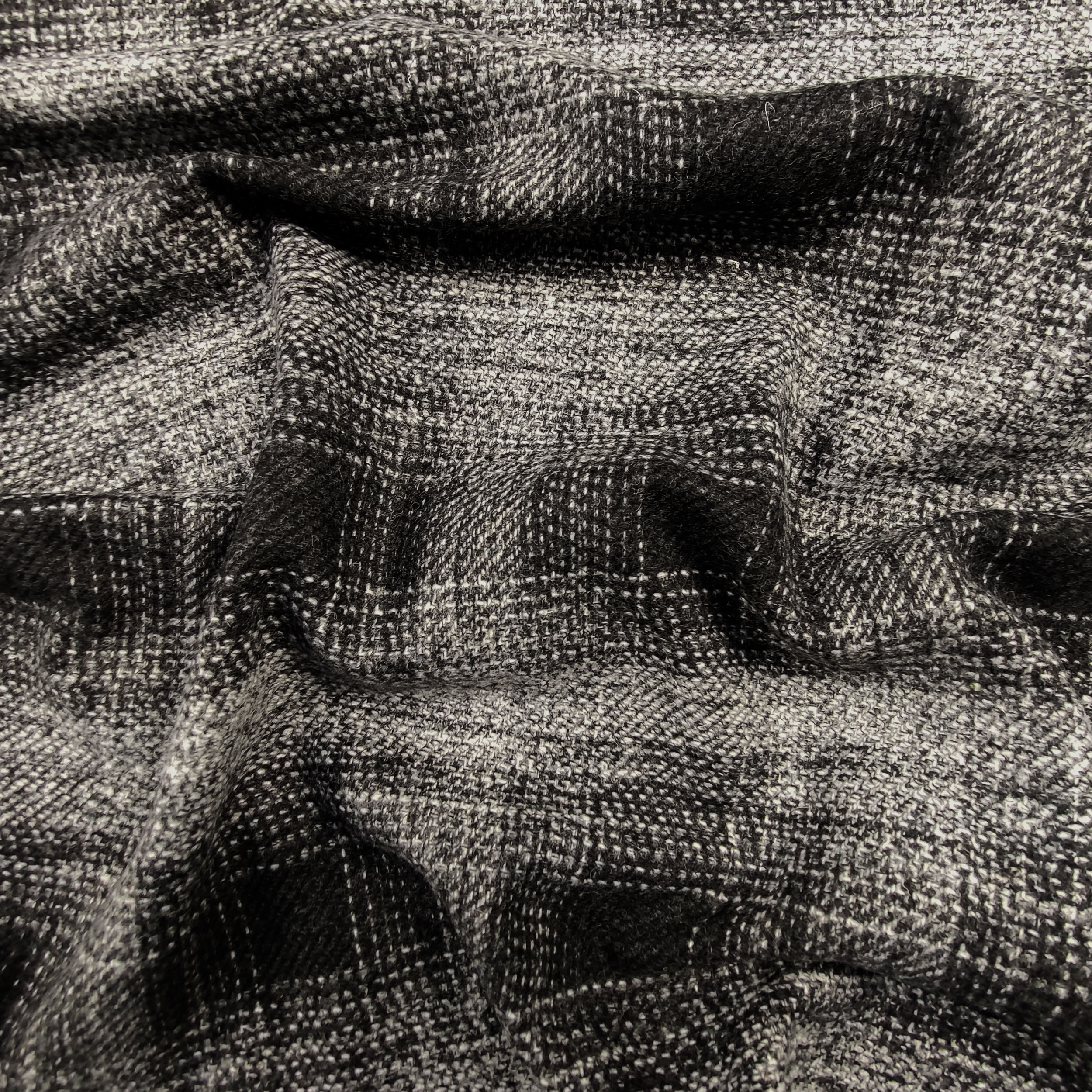  Cappotto Quadri Effetto Sfumato Grigio e Nero