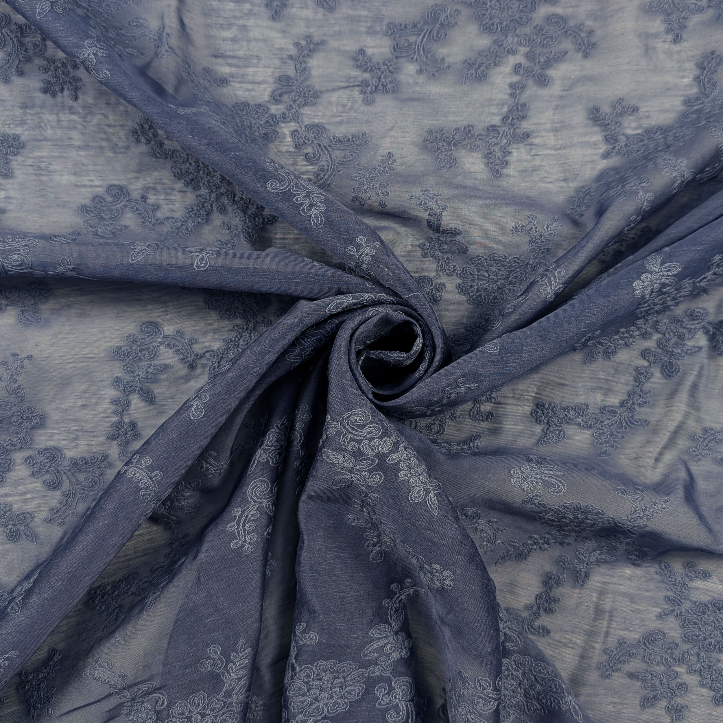 Ritaglio Mussola Ricamata Blu Fiori 80x135 cm Image