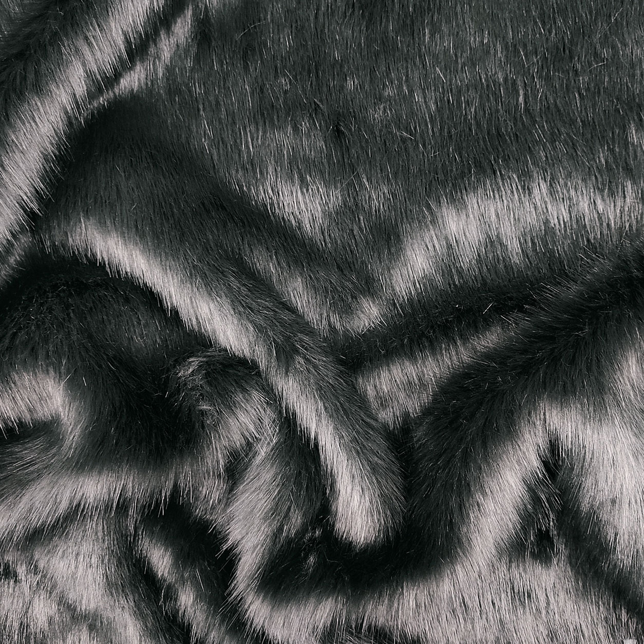 Tessuto ecopelliccia pelo lungo morbido grigio topo lucido