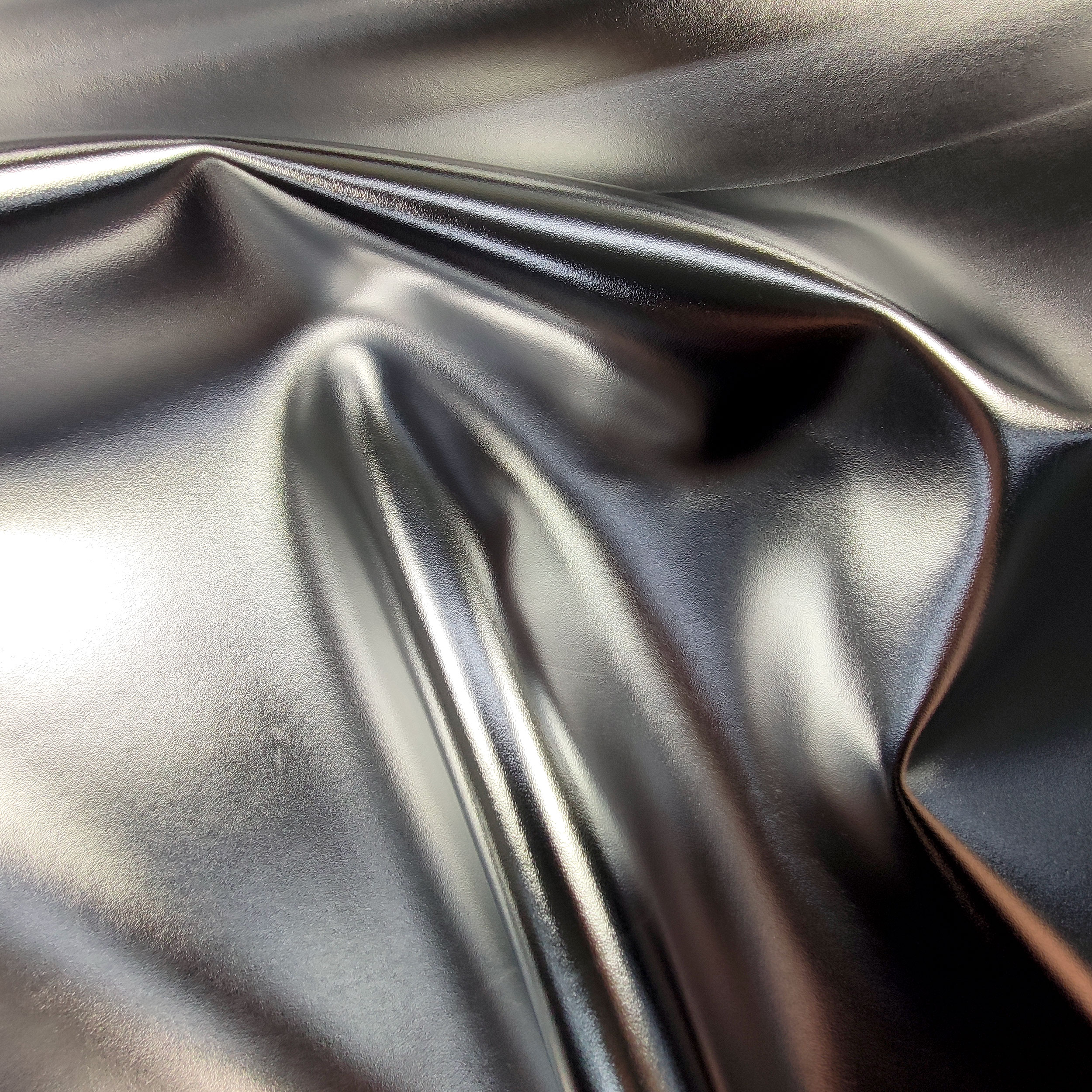 Finta Pelle Effetto Metallico Argento