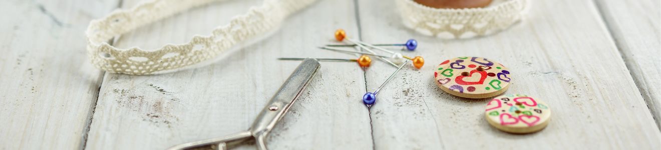 strumenti-cucito-essenziali