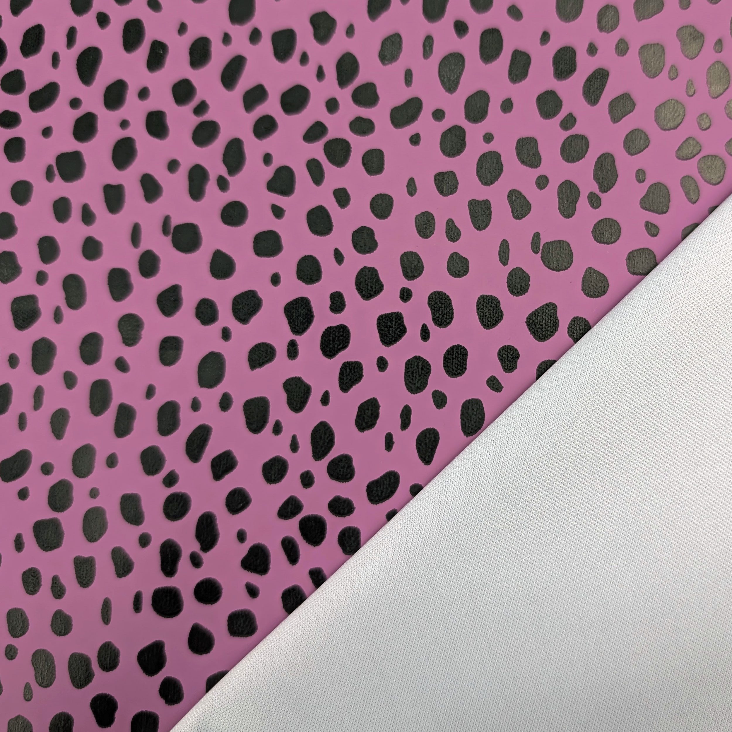 Impermeabile Leopardato Sfondo Violetto Image