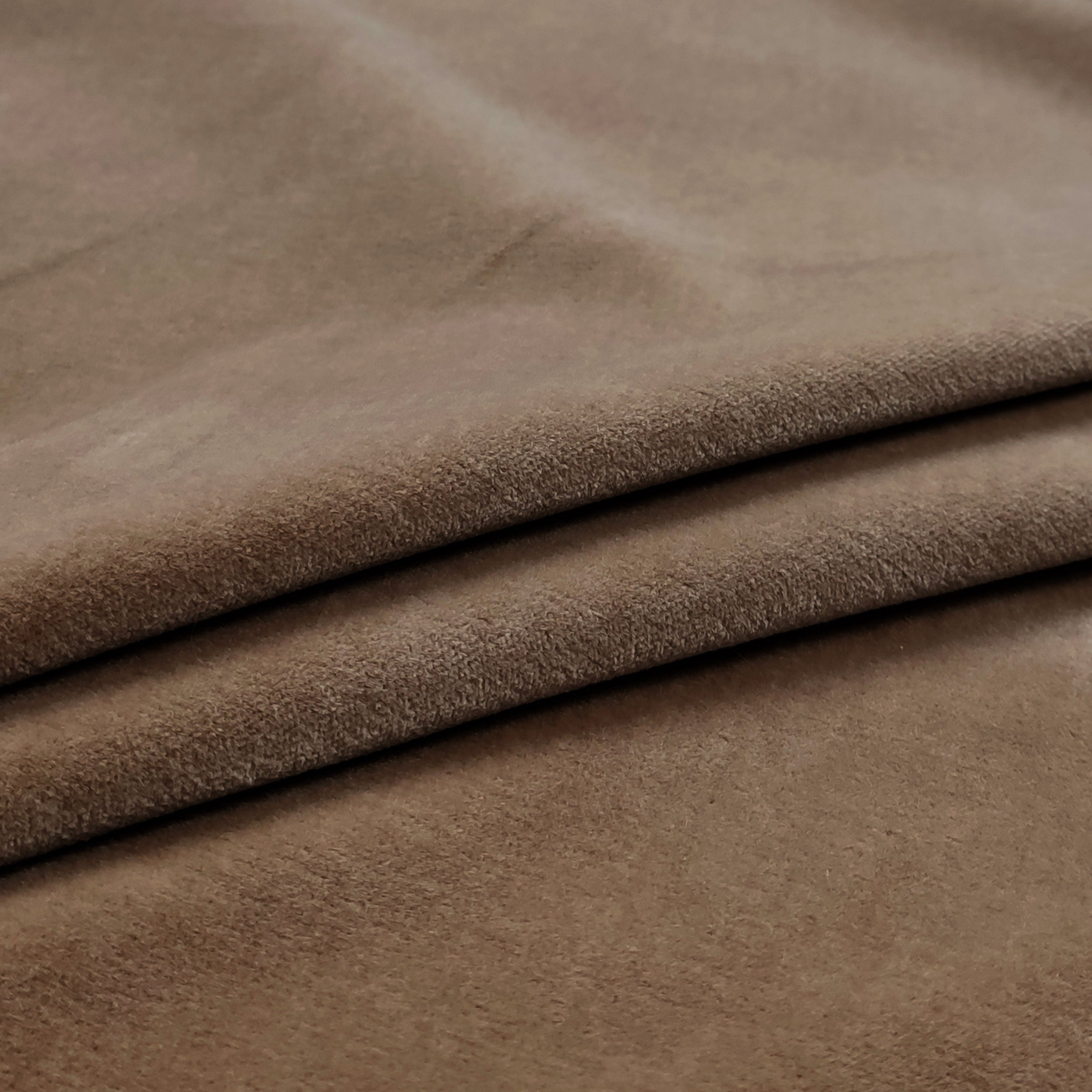 TESSUTO VELLUTO STRETCH 50X50 CM NATURALE – La Pazzamaneria | Merceria creativa e ricamo a Chiuduno (BG