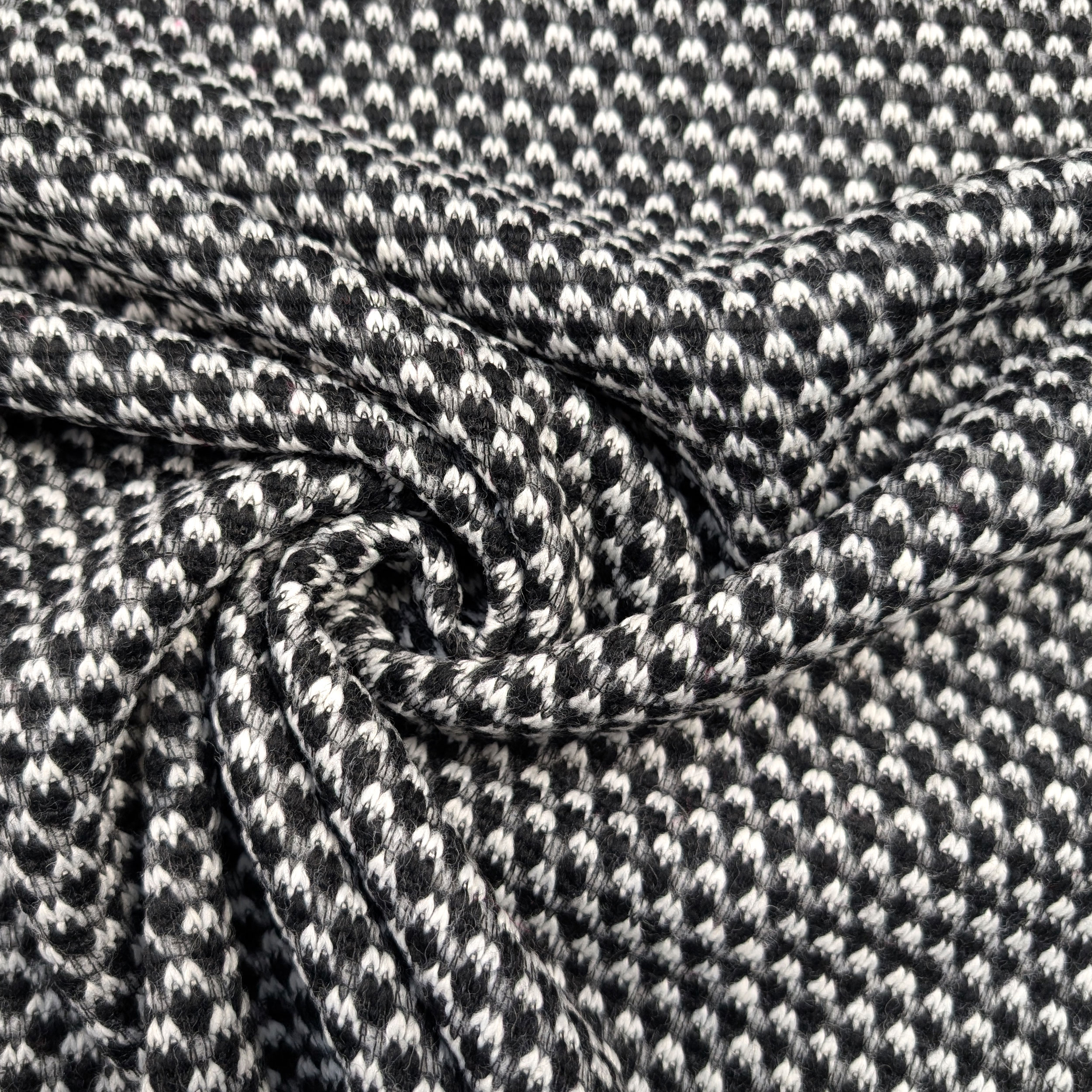 Cappotto Effetto Maglia Bianco e Nero Image