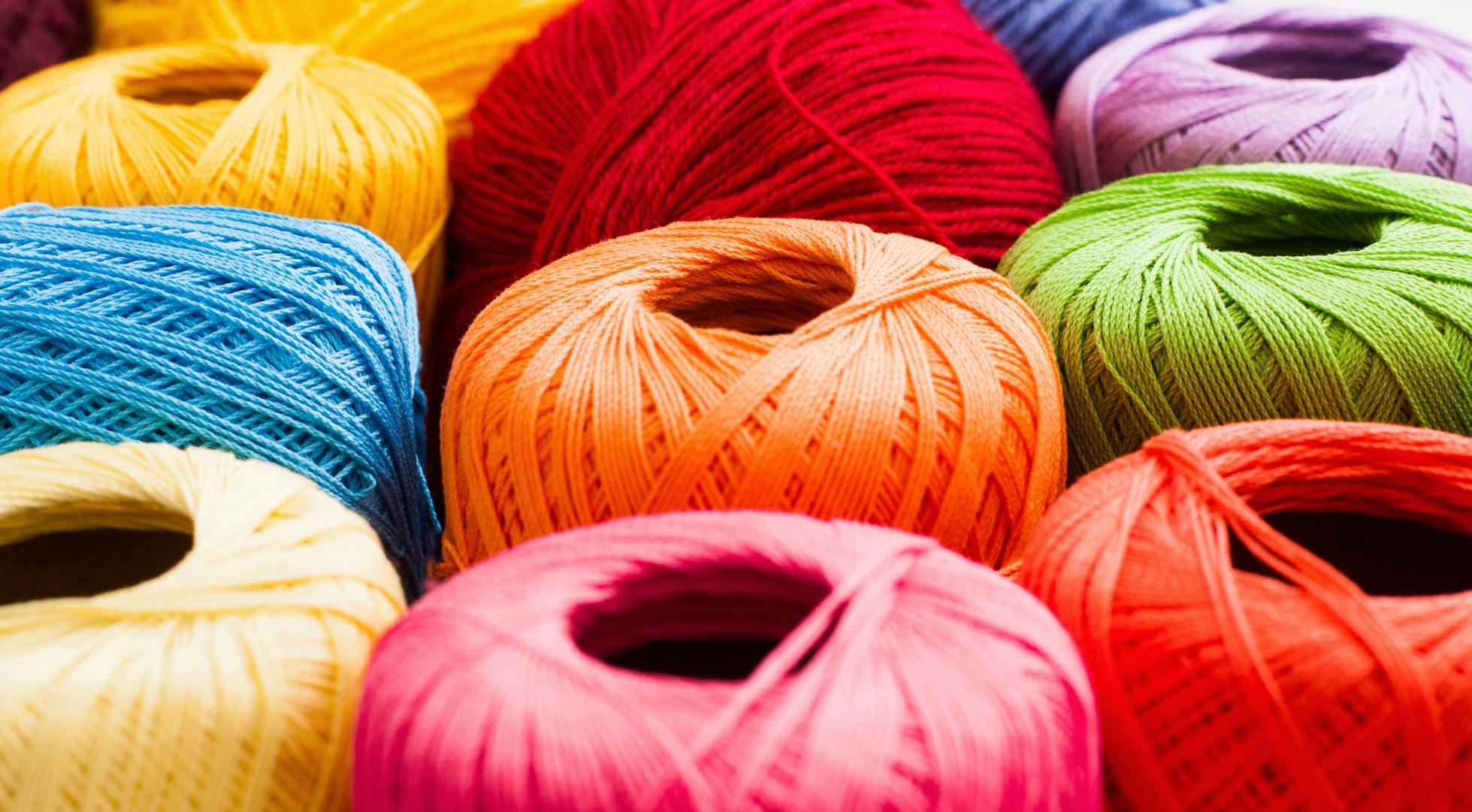 Matasse Dei Fili Colorati Per Ricamo - Muline. Fondo Immagine Stock Matasse Dei Fili Colorati Per Ricamo Muline Fondo Image37503281 Matasse Dei Fili Colorati Per Ricamo - Muline. Fondo Immagine Stock Matasse Dei Fili Colorati Per Ricamo Muline Fondo Image37503281