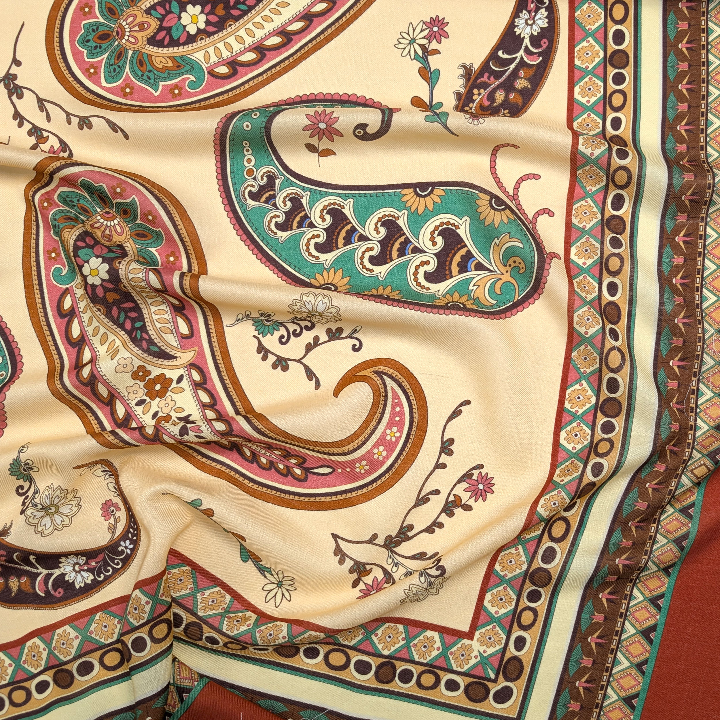 Pannello Lana e Seta Paisley Ornamentale 140x140 cm Image