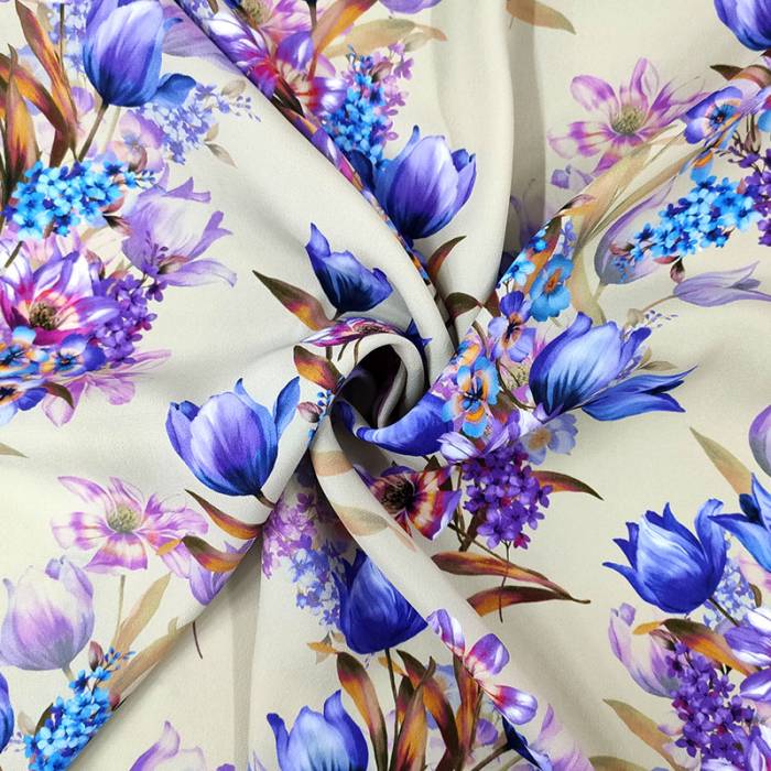 Tessuto Seta Floreale Alta Moda
