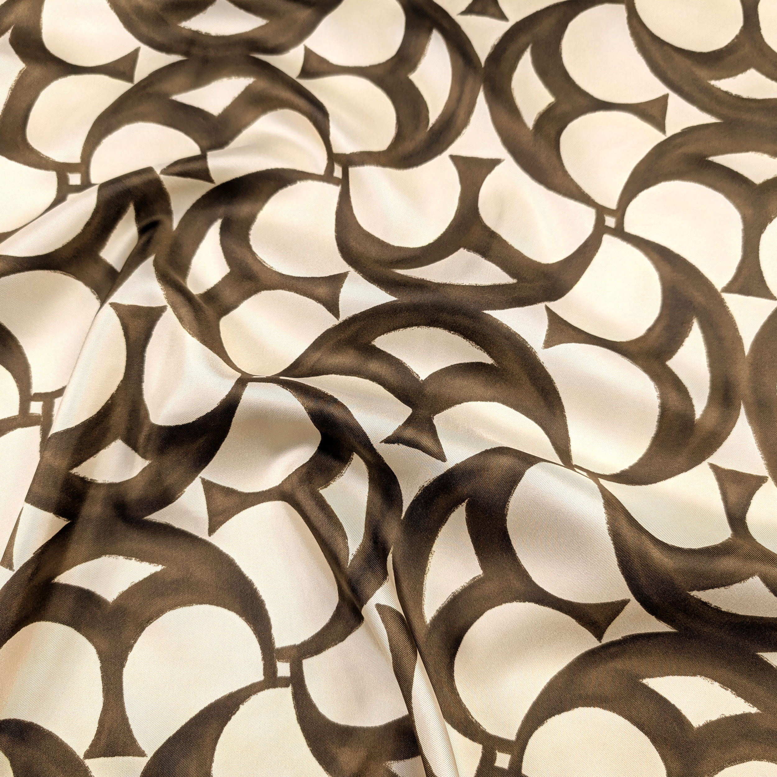 Twill Seta Geometrie Marroni Alta Moda Image
