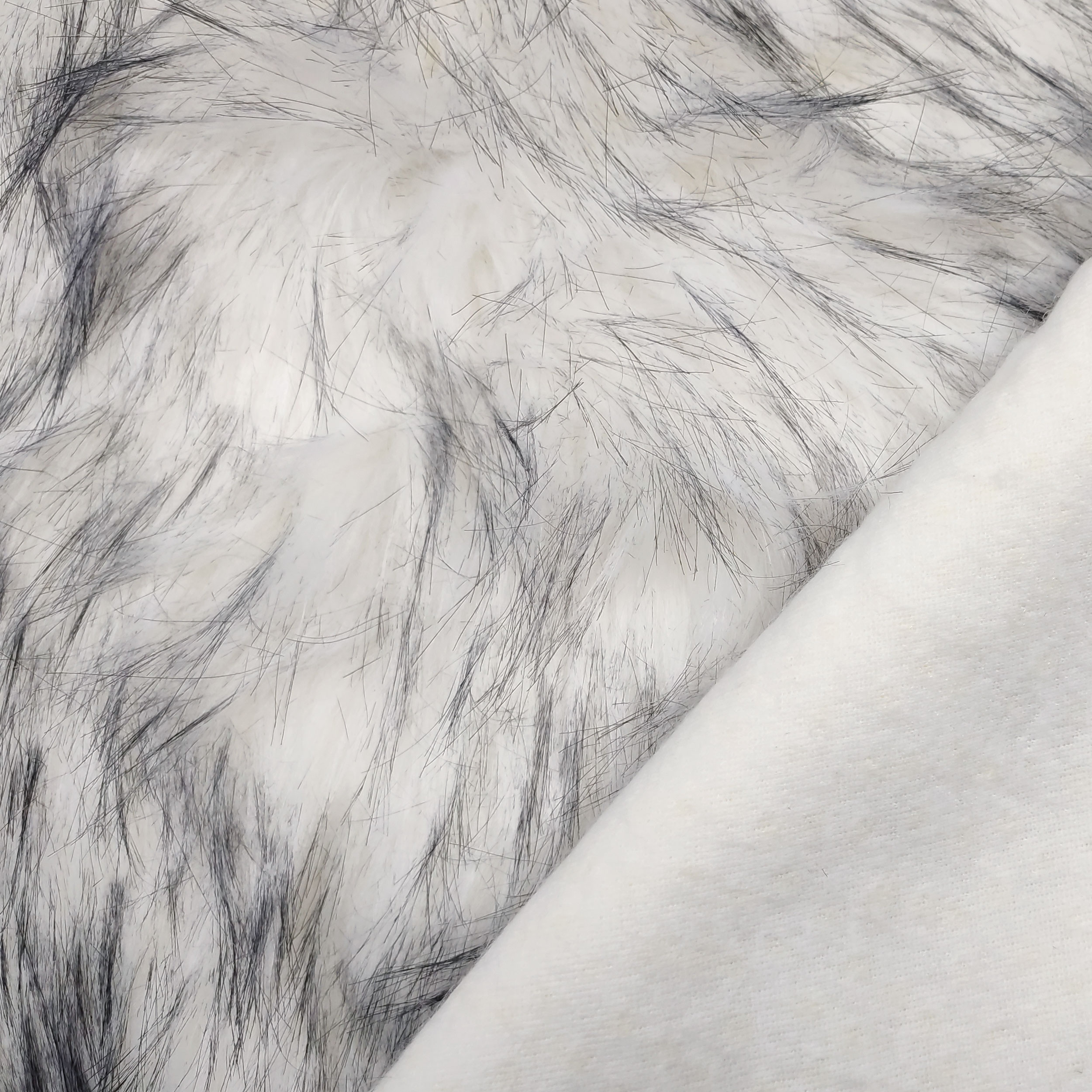 Tessuto Pelo Lungo Morbido Bianco Nero