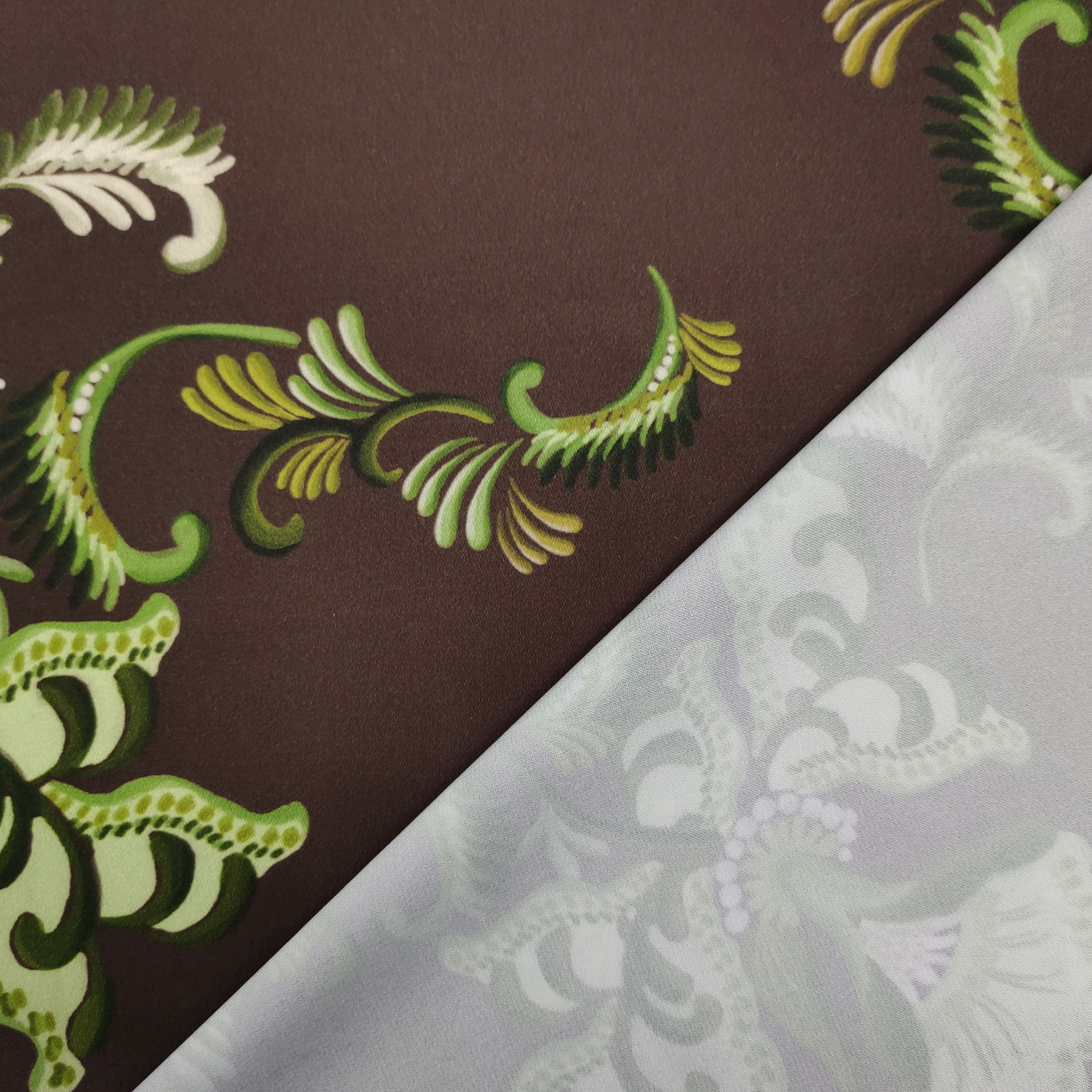 Raso Setato Alta Moda Fantasia Cachemire Floreale Verde