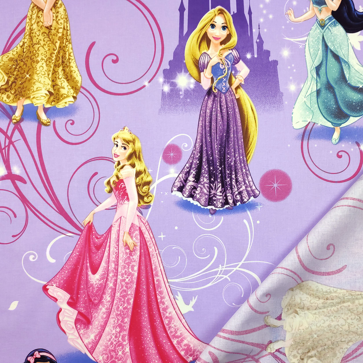 tessuto-leggero-in-cotone-disney-principesse-viola