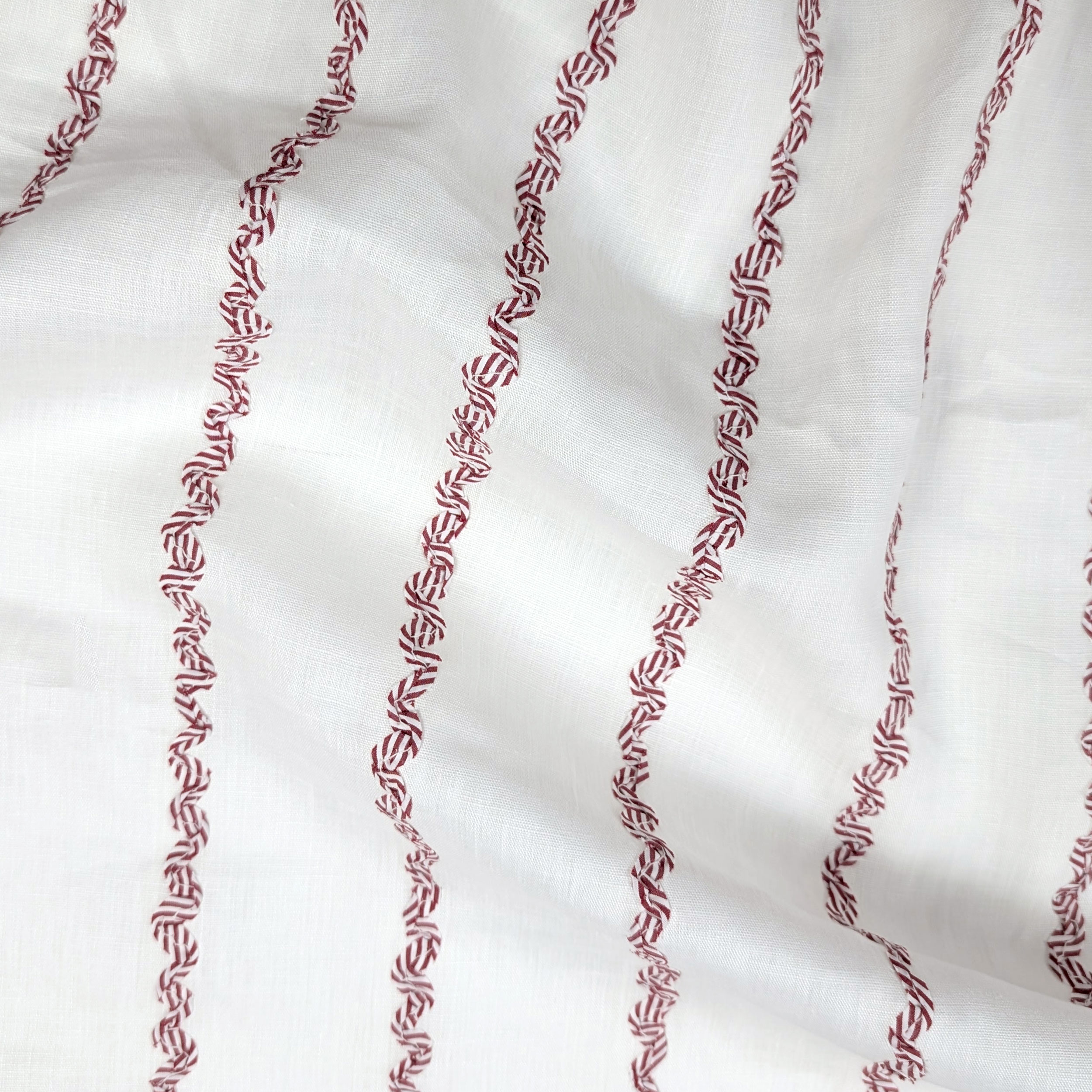 Tessuto Puro Lino Fantasia Righe Ondulate Rosse Image